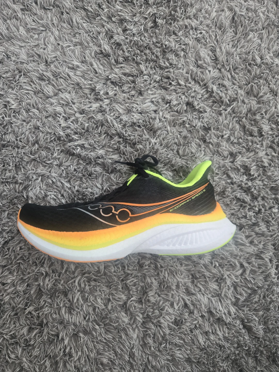 Saucony Endorphin Speed 5 Size 9 Male