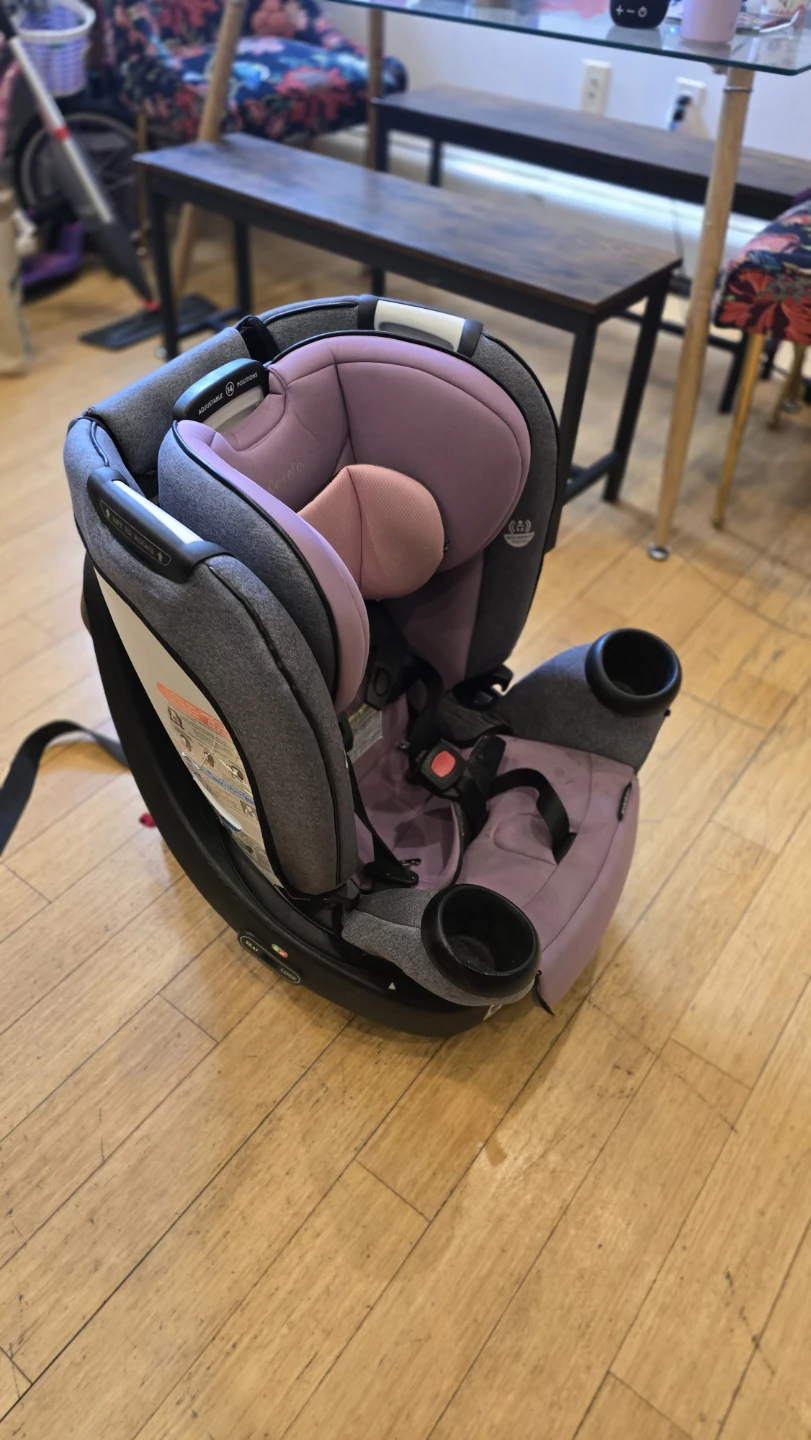 Evenflo Revolve360 Rotational kids Car Seat (Purple/Gray) - photo 2