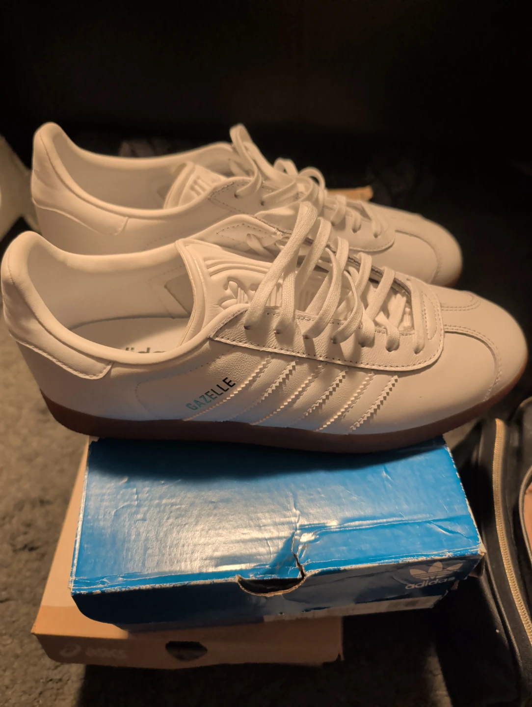Adidas Gazelle Sneakers White Gum Sole - photo 2