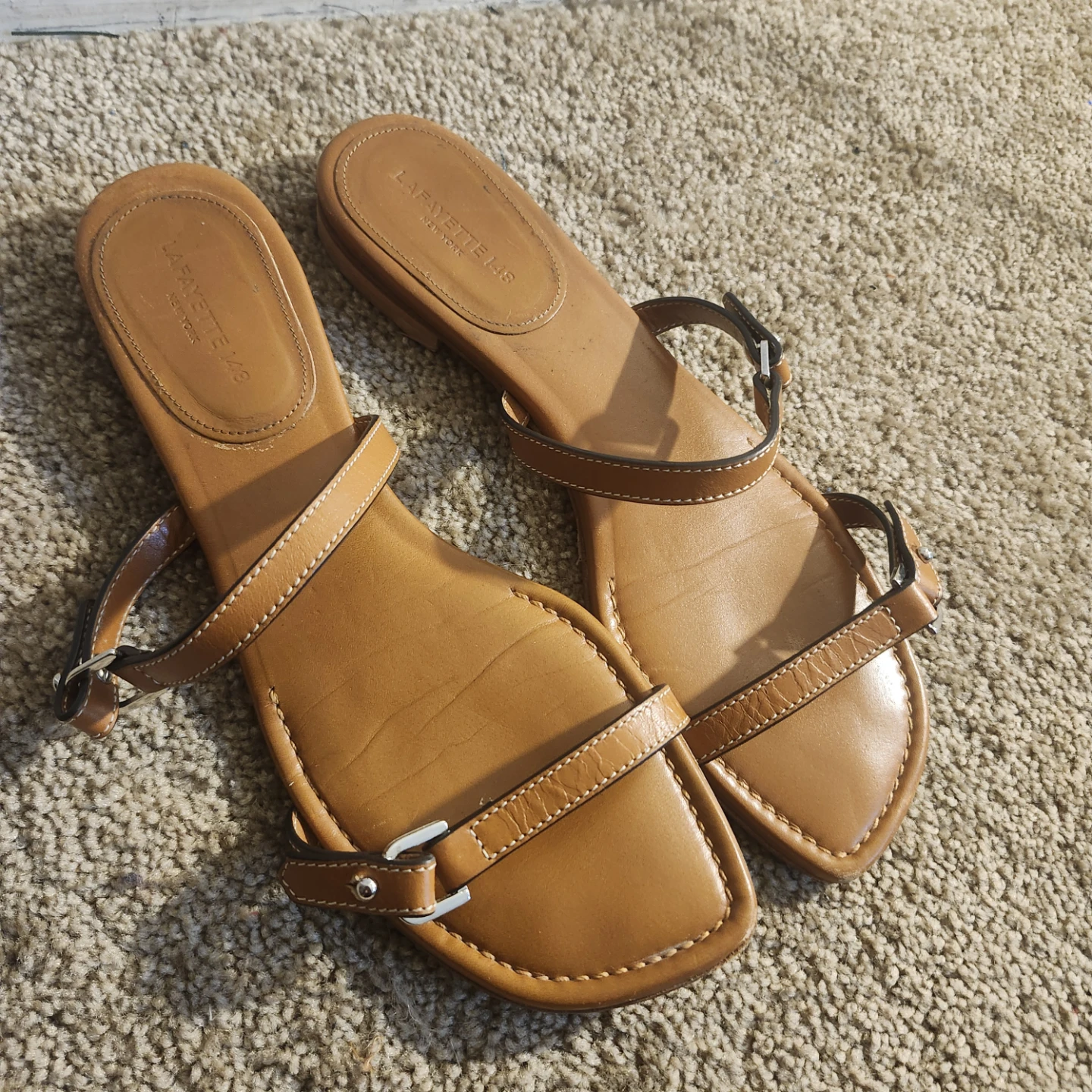 Women sandals