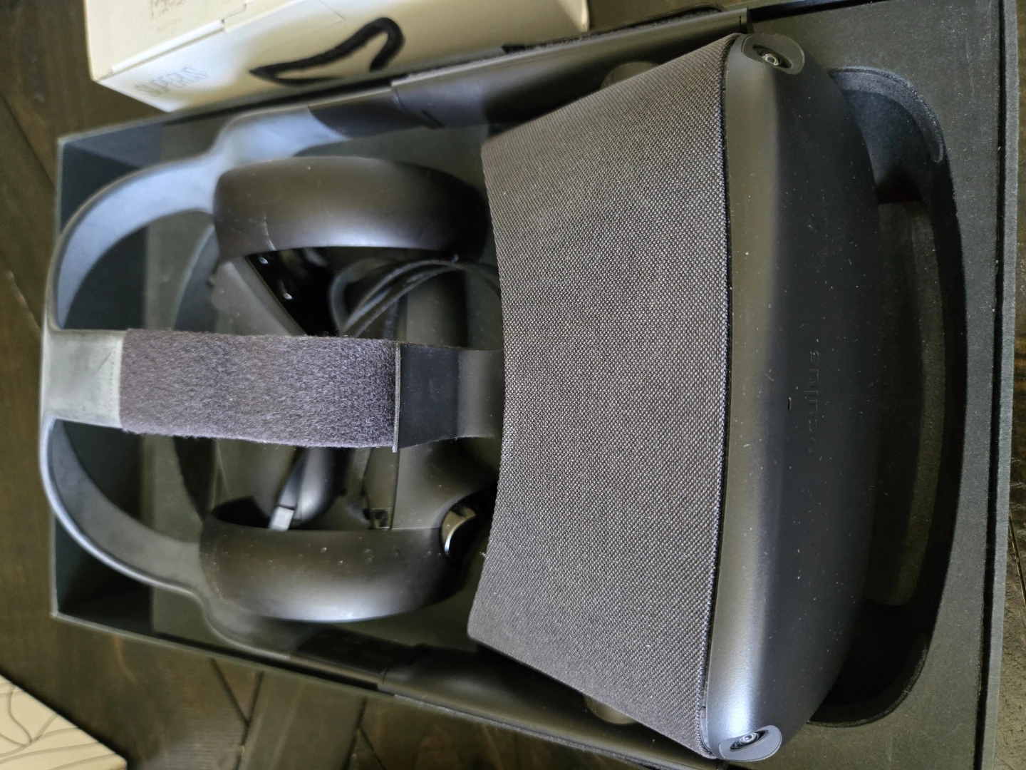 Oculus Quest 2 VR Headset - photo 4