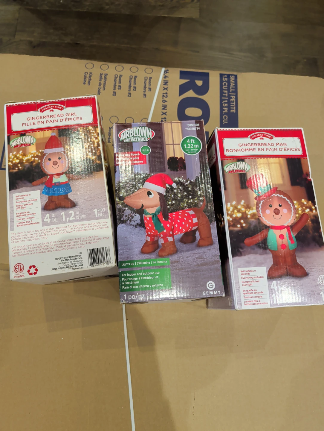 Holiday Time Airblown Inflatable Gingerbread family - 4 ft