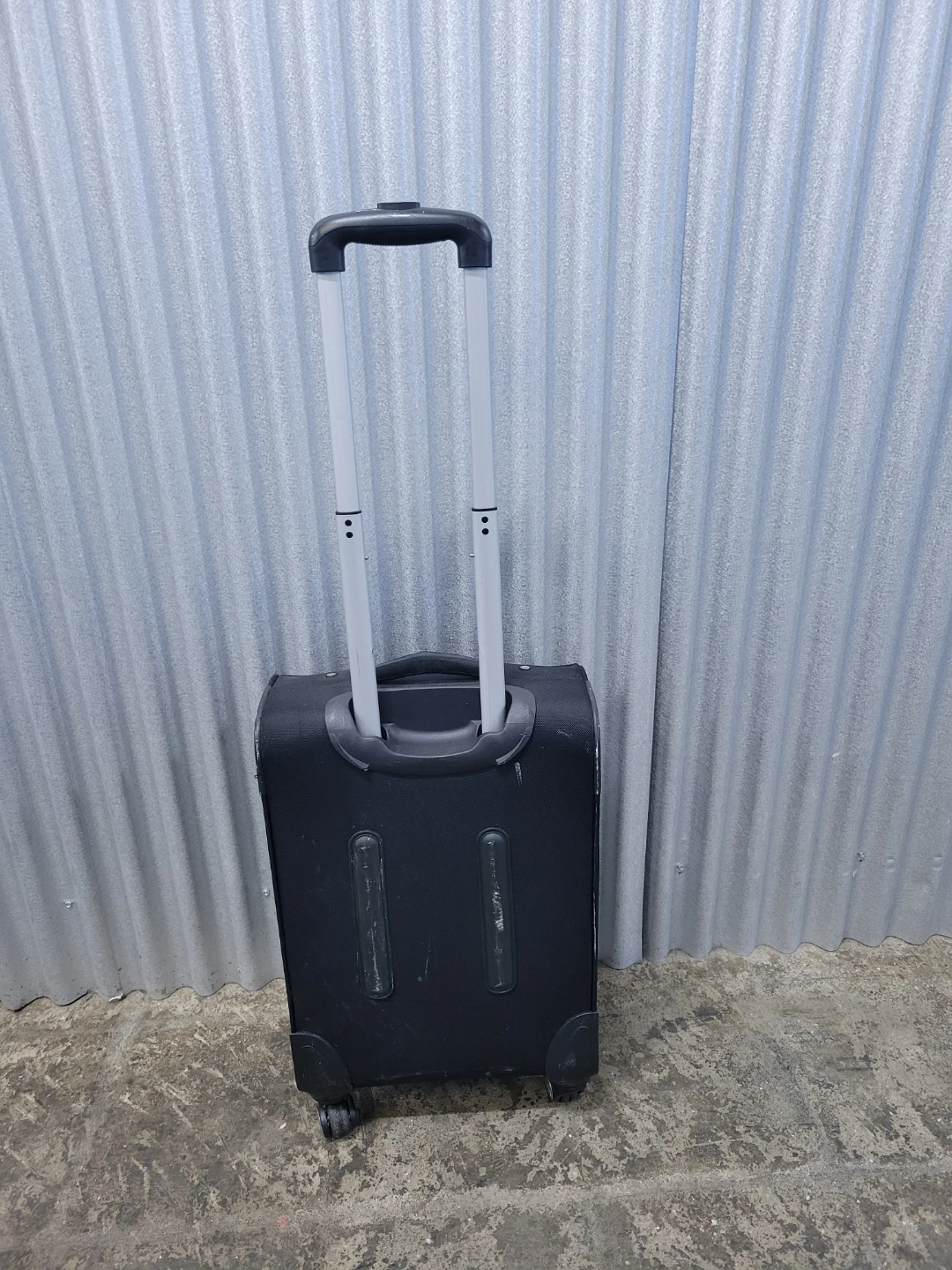 Andare Black Rolling Carry-On Suitcase with 4 wheels - photo 2