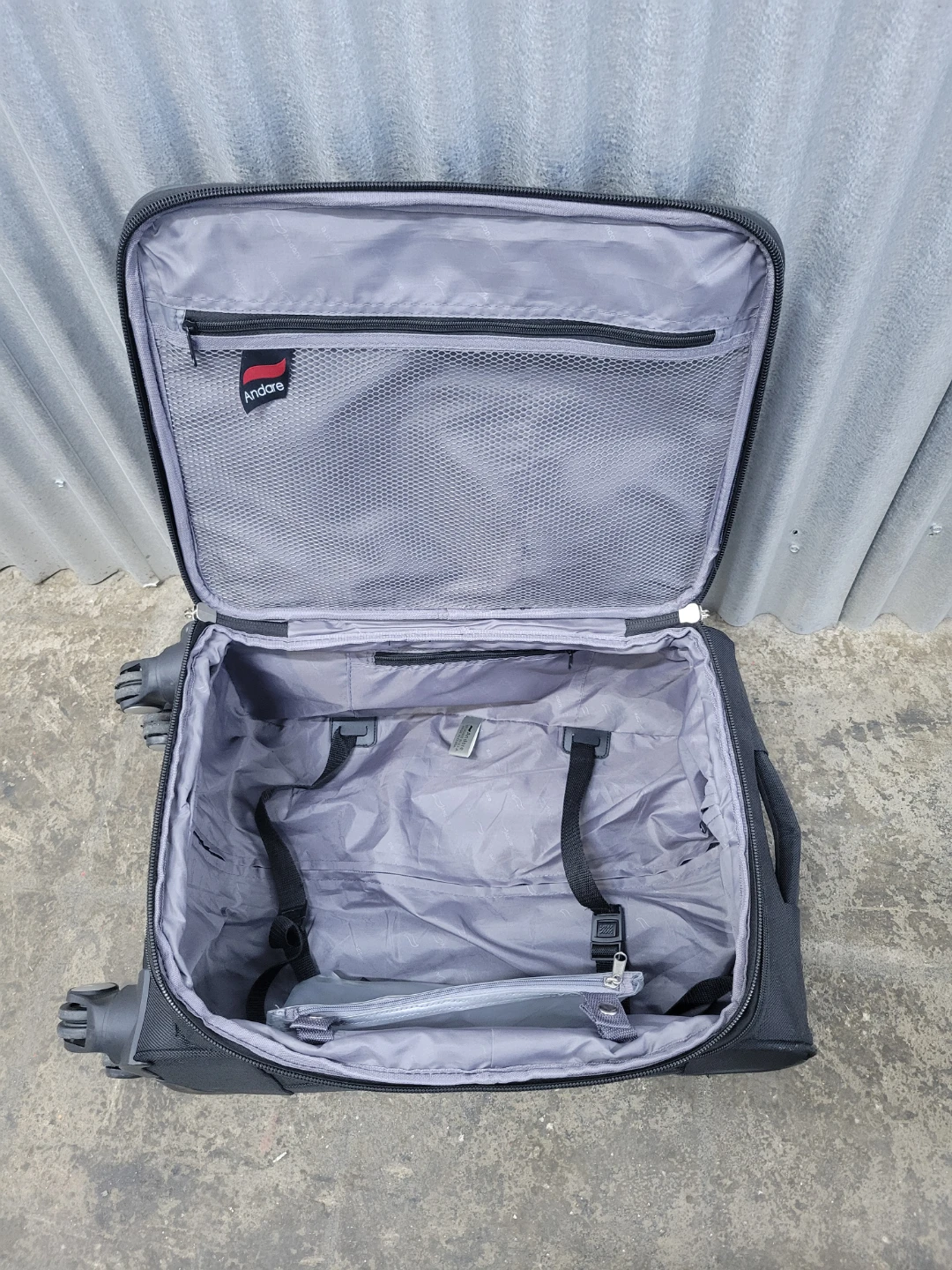 Andare Black Rolling Carry-On Suitcase with 4 wheels - photo 4