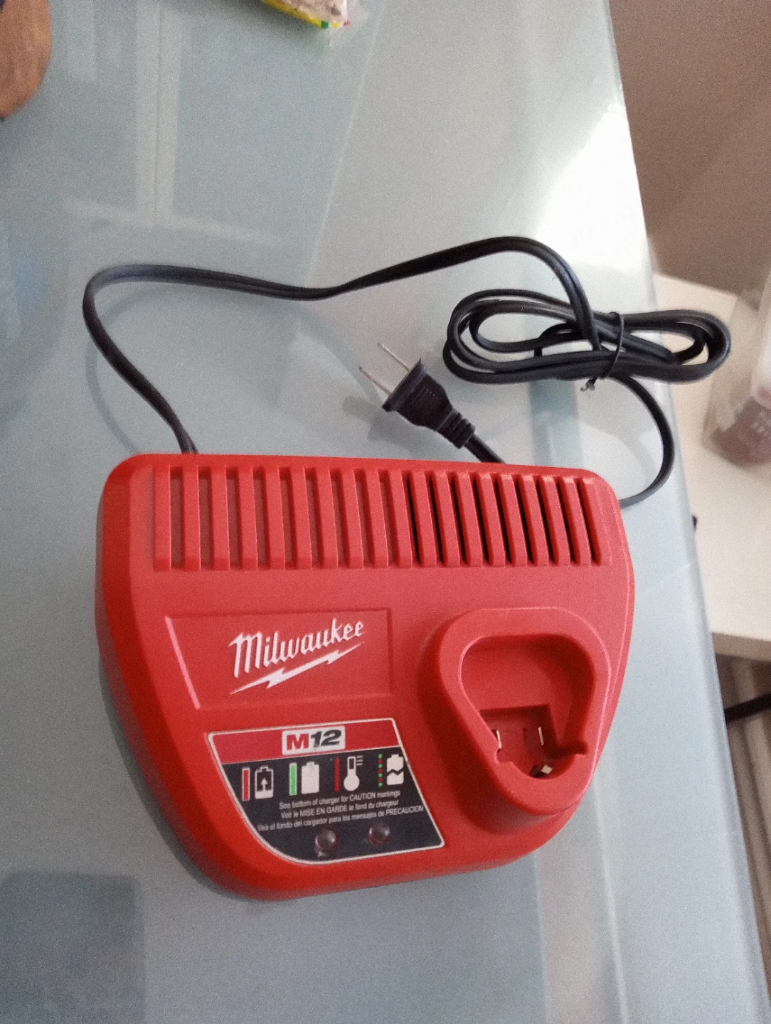 Milwaukee M12 Battery Charger