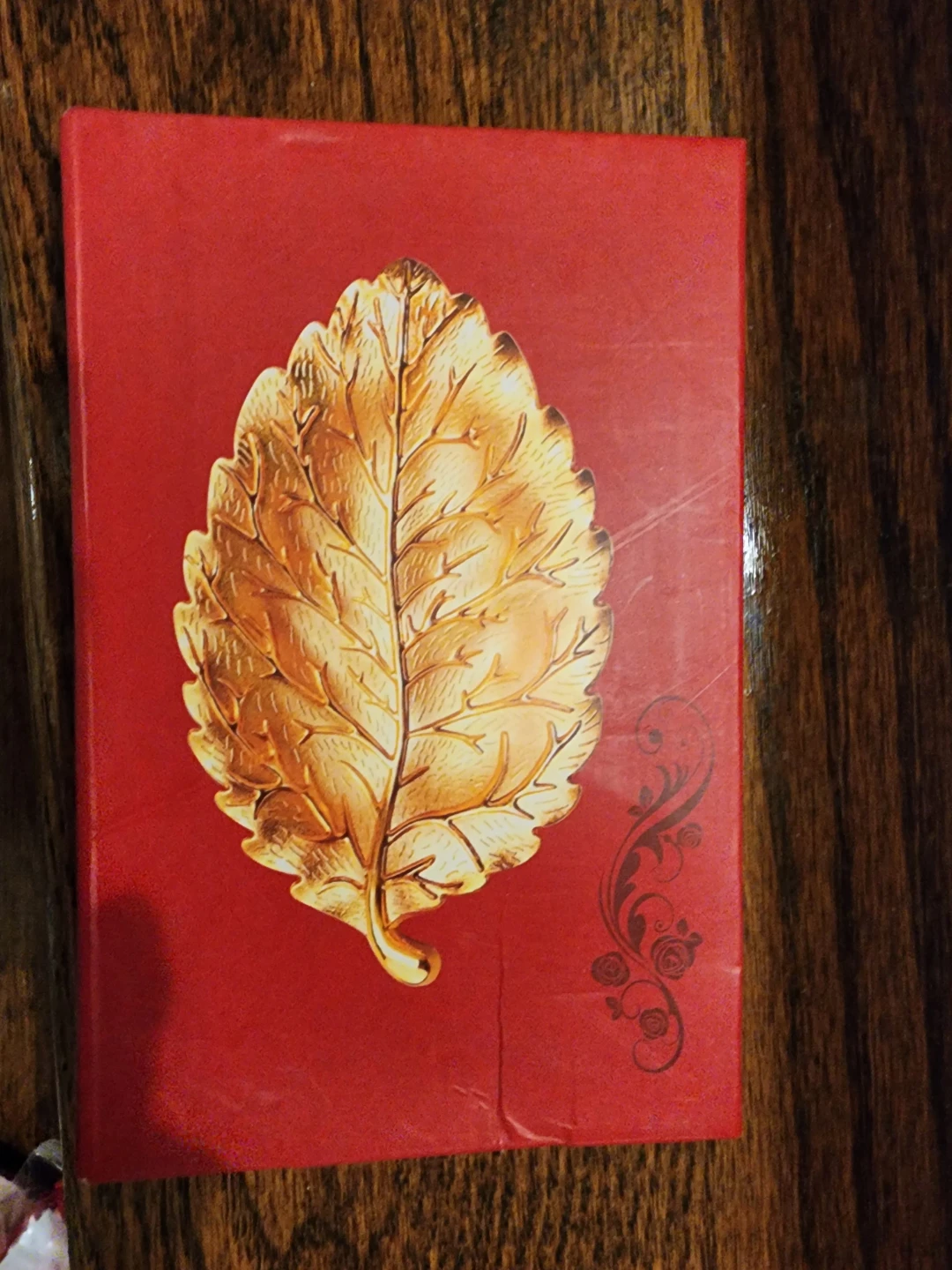 Decorative Leaf Trinket Dish with Box