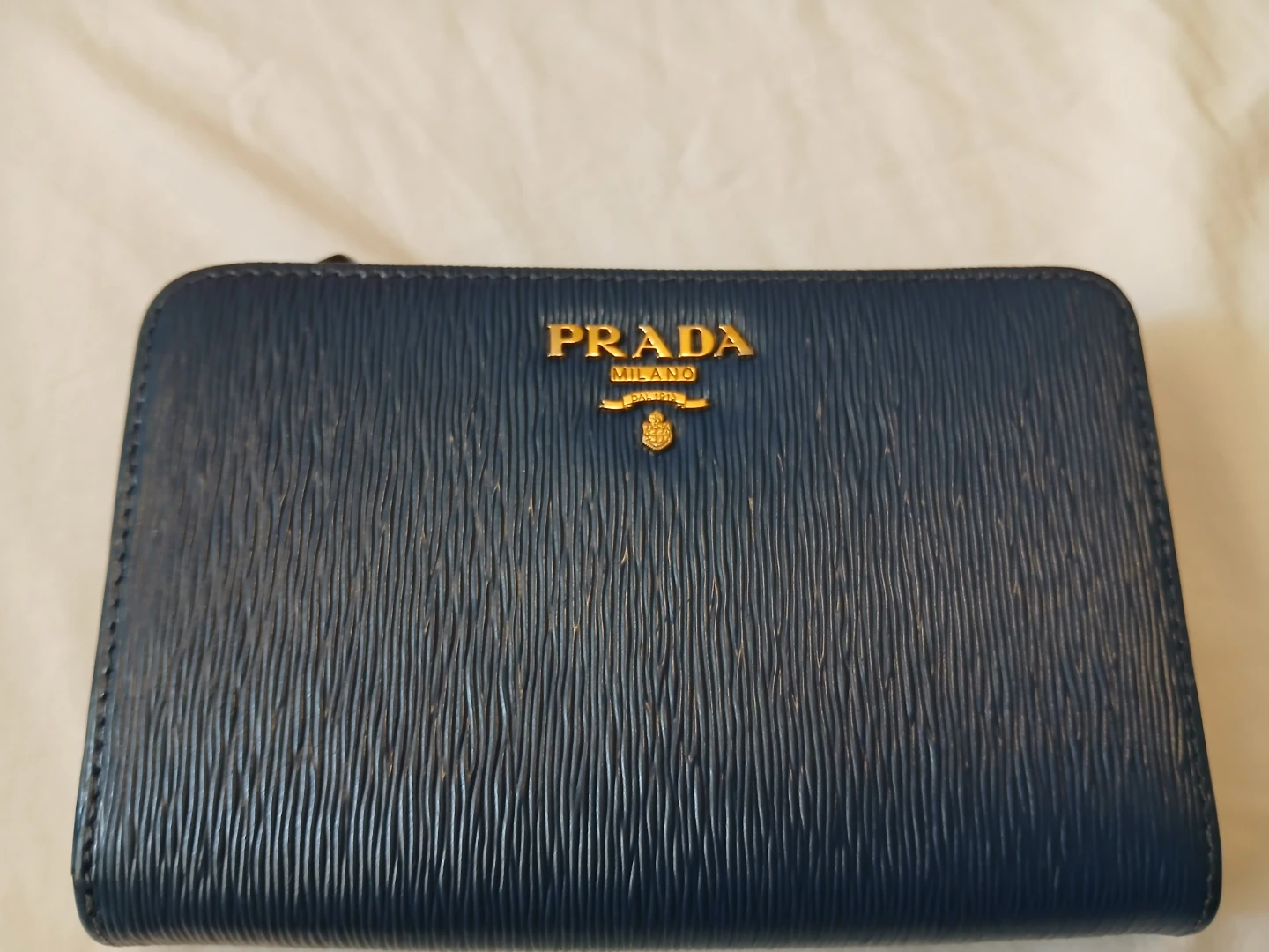 ORIGINAL Prada Blue Leather Wallet Saffiano - photo 2