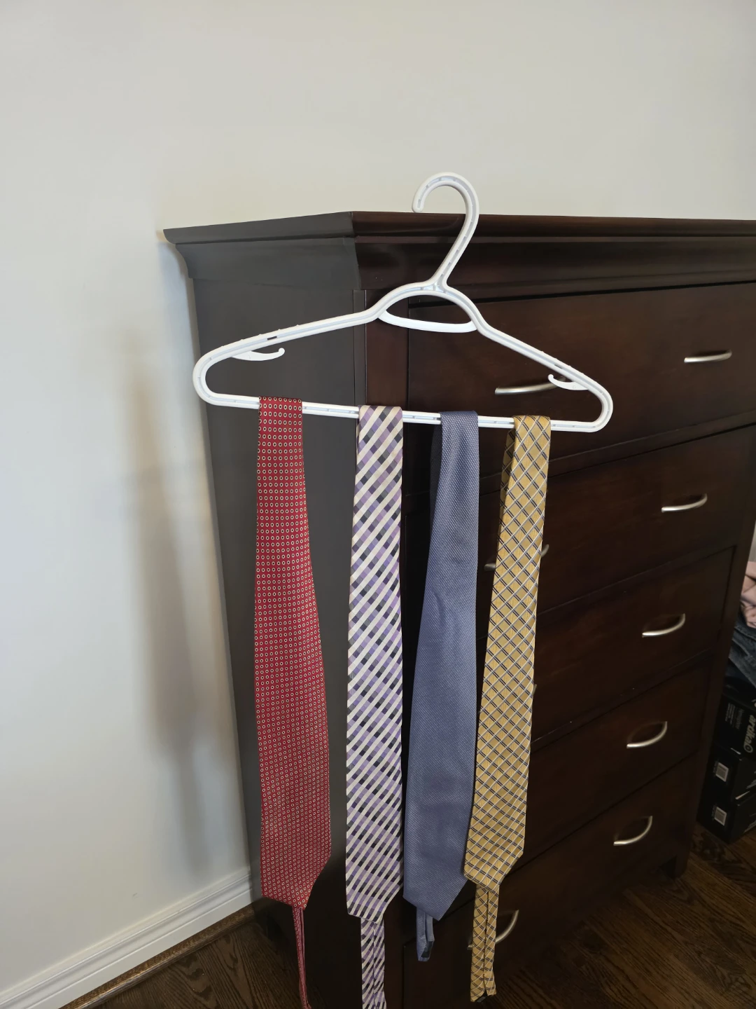 Bundle of 4 Men's Ties