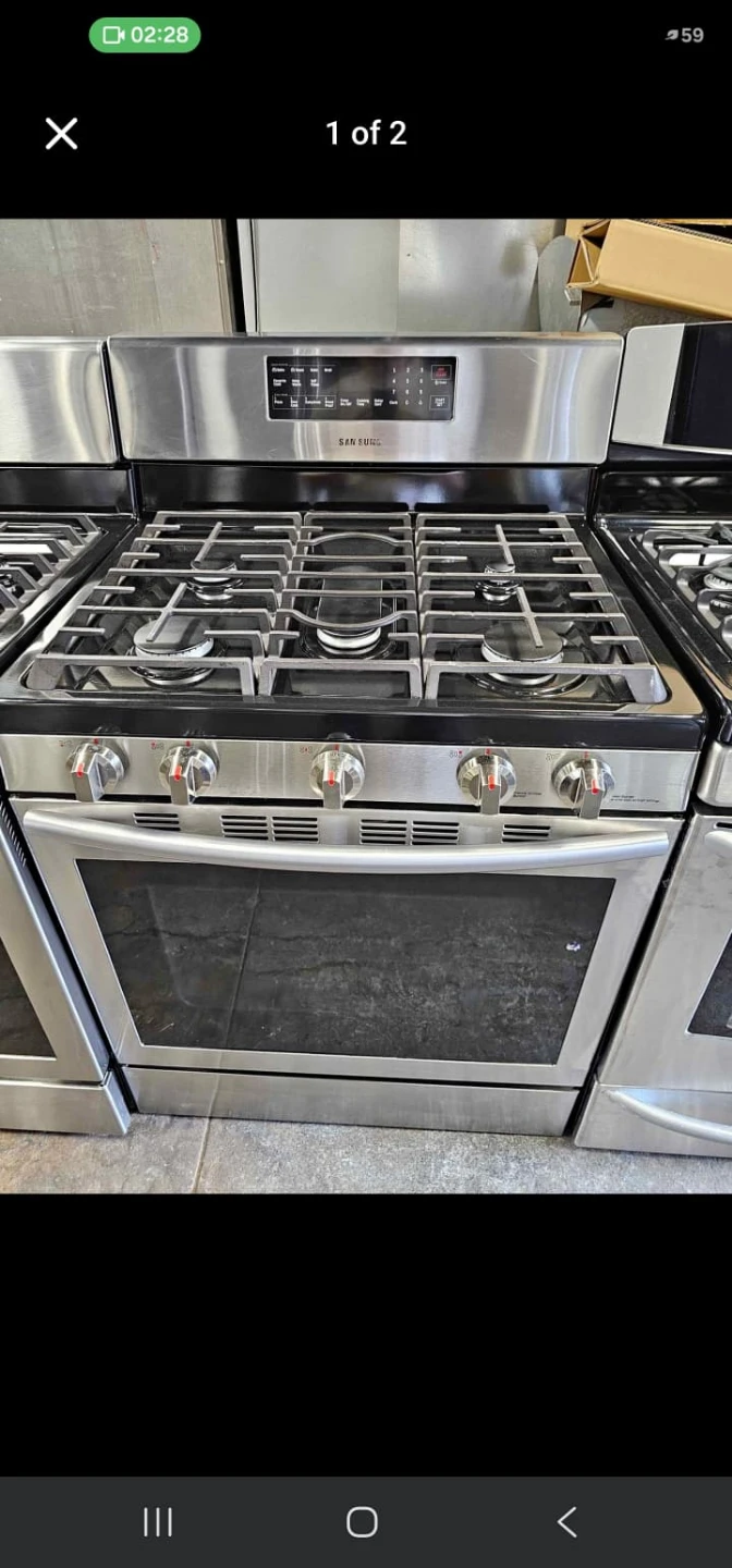 Samsung 30in Stainless steel gas stove