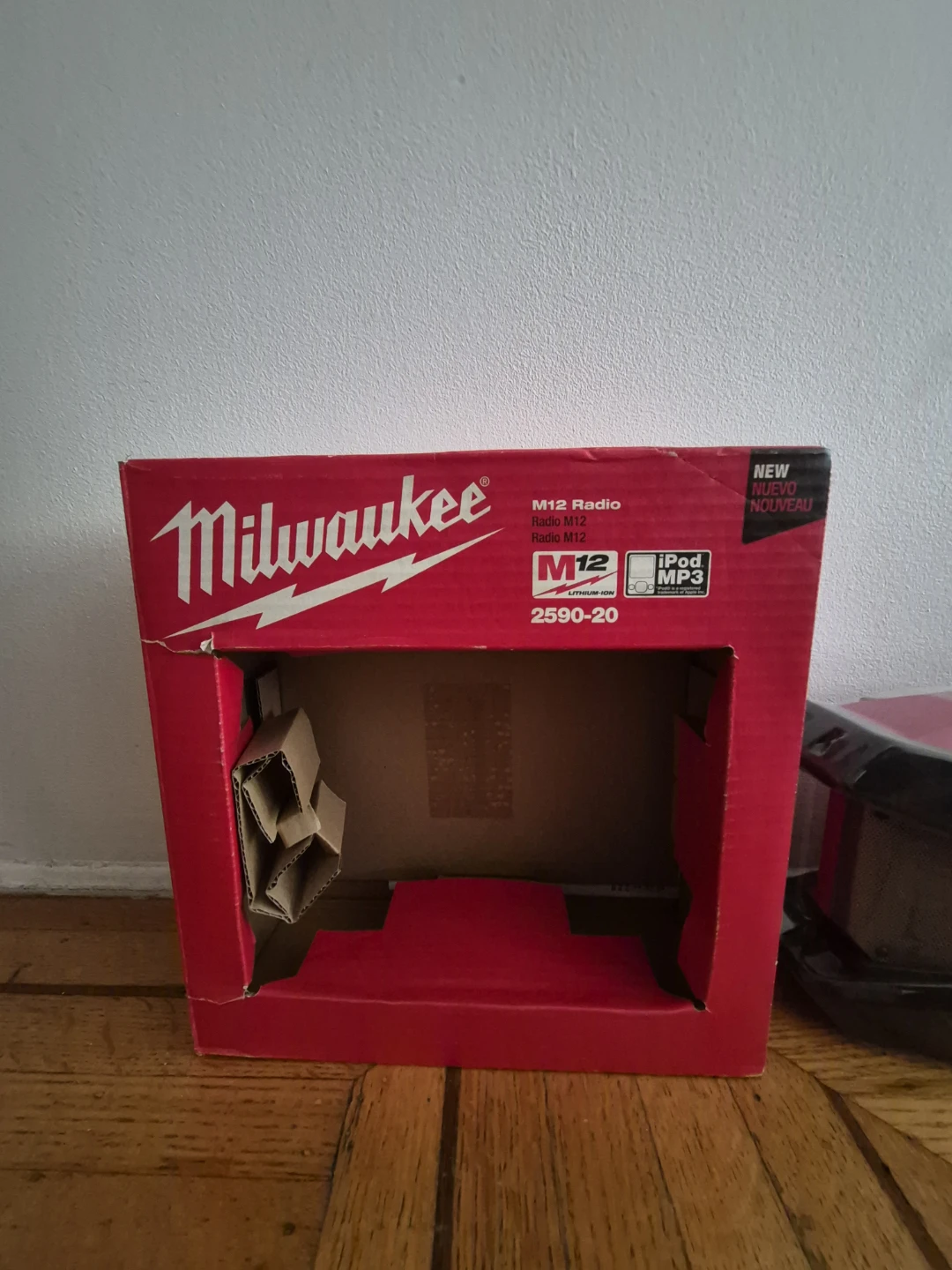 Delivery Available Milwaukee M12 Cordless Radio Music Player - photo 3