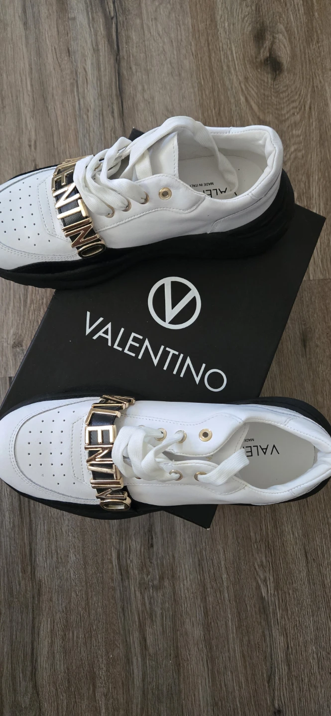 Valentino sneakers - photo 3