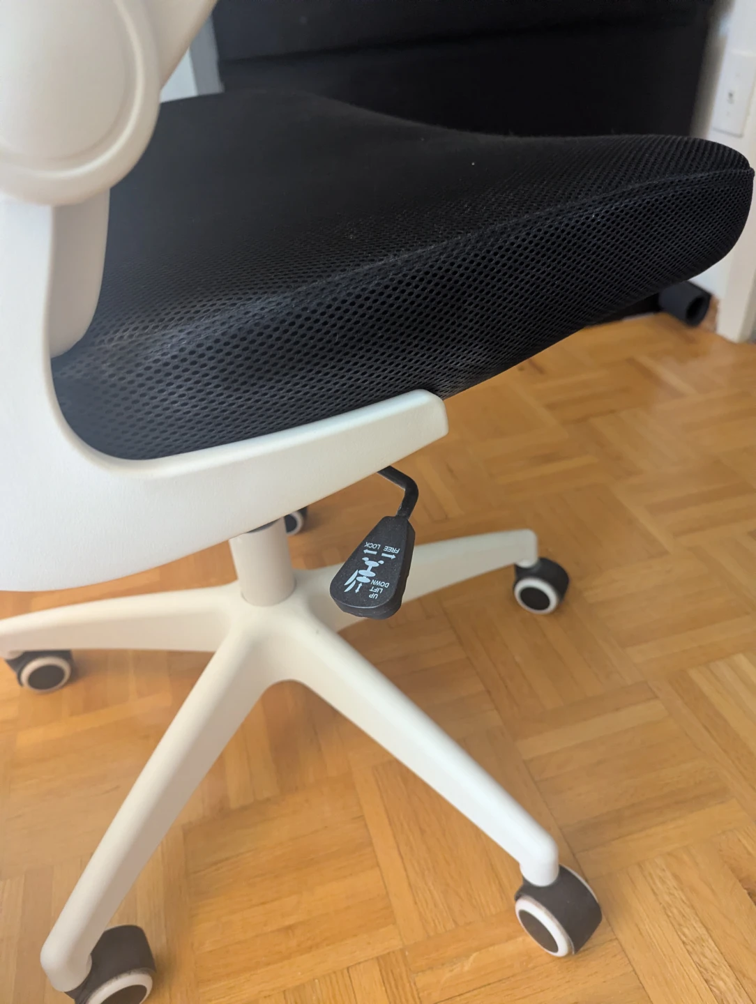 Black and White office chair - photo 4