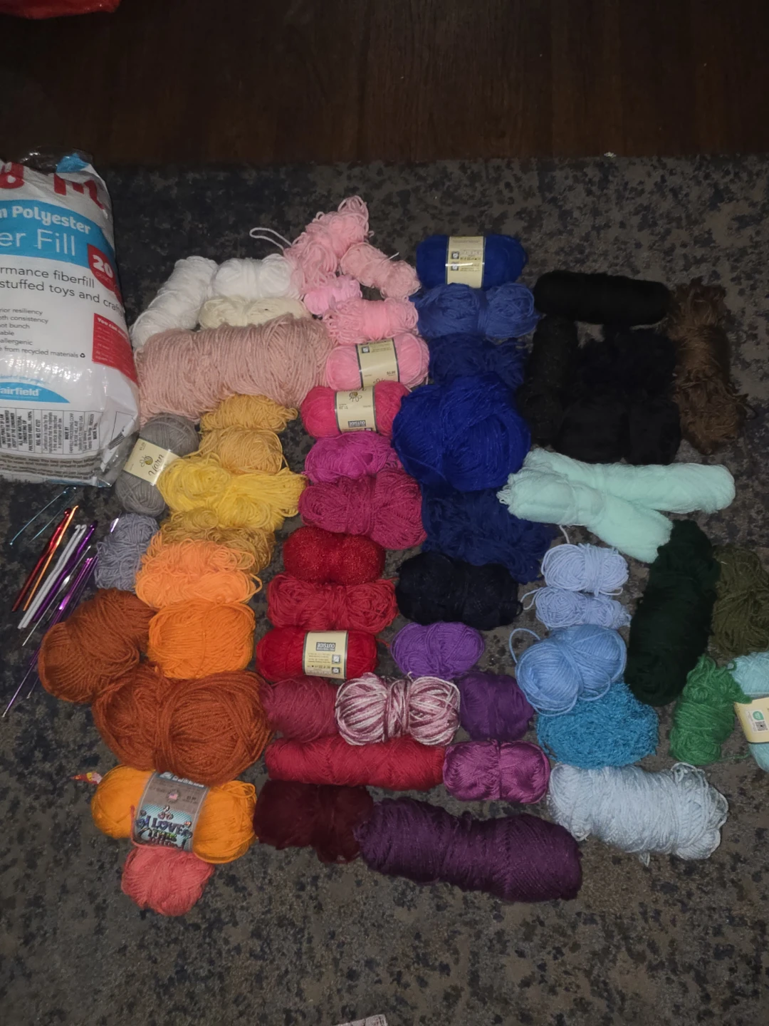 Poly-Fil Premium Polyester Fiber Fill & Yarn Craft Bundle