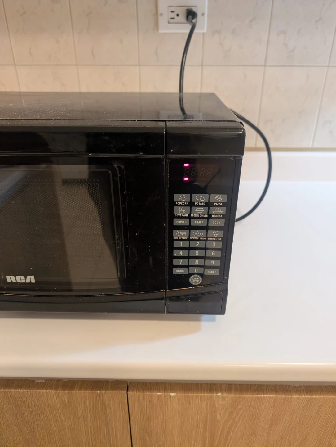 Black RCA Microwave - photo 3