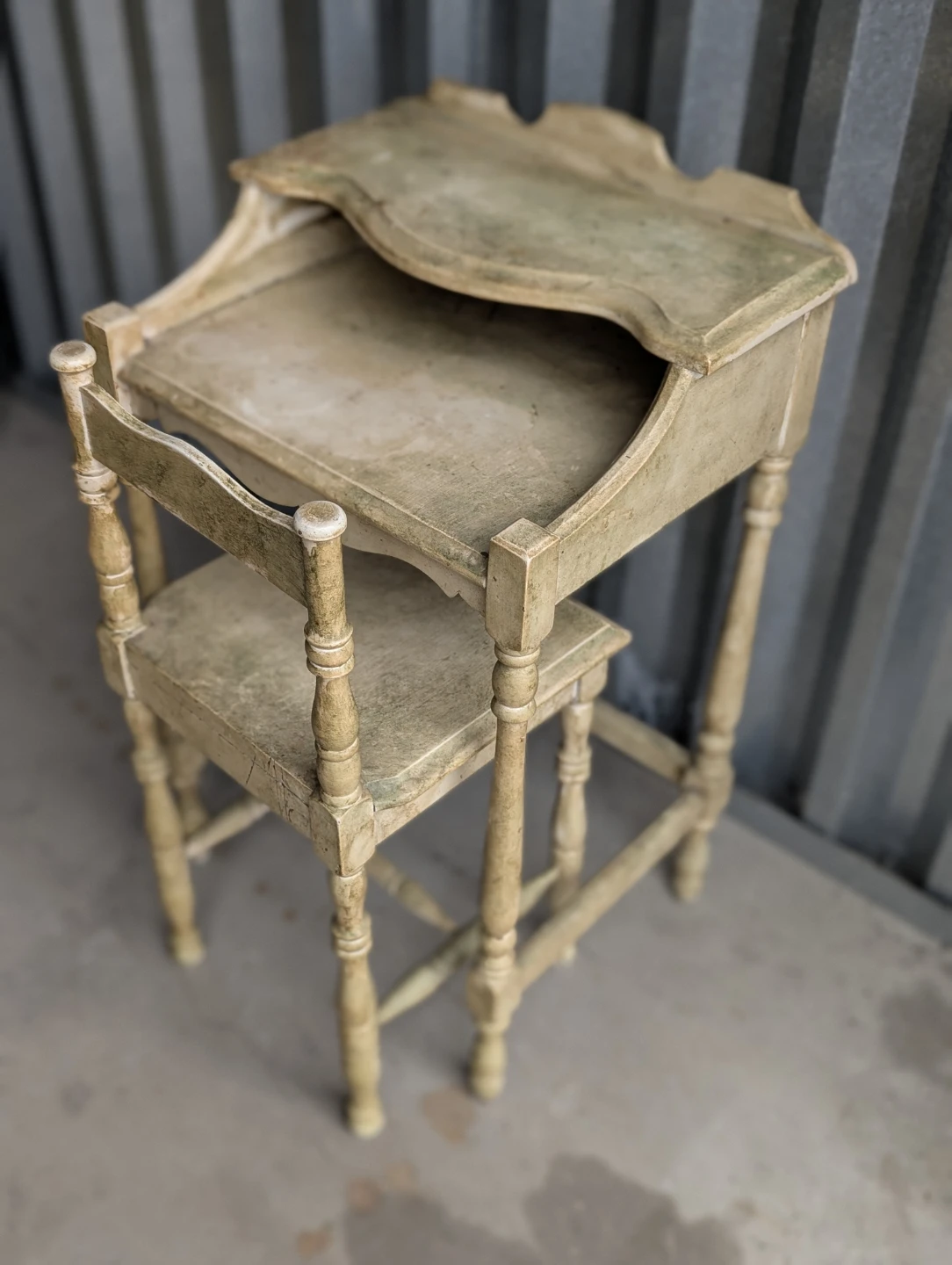 Vintage vanity desk and stool set - photo 3