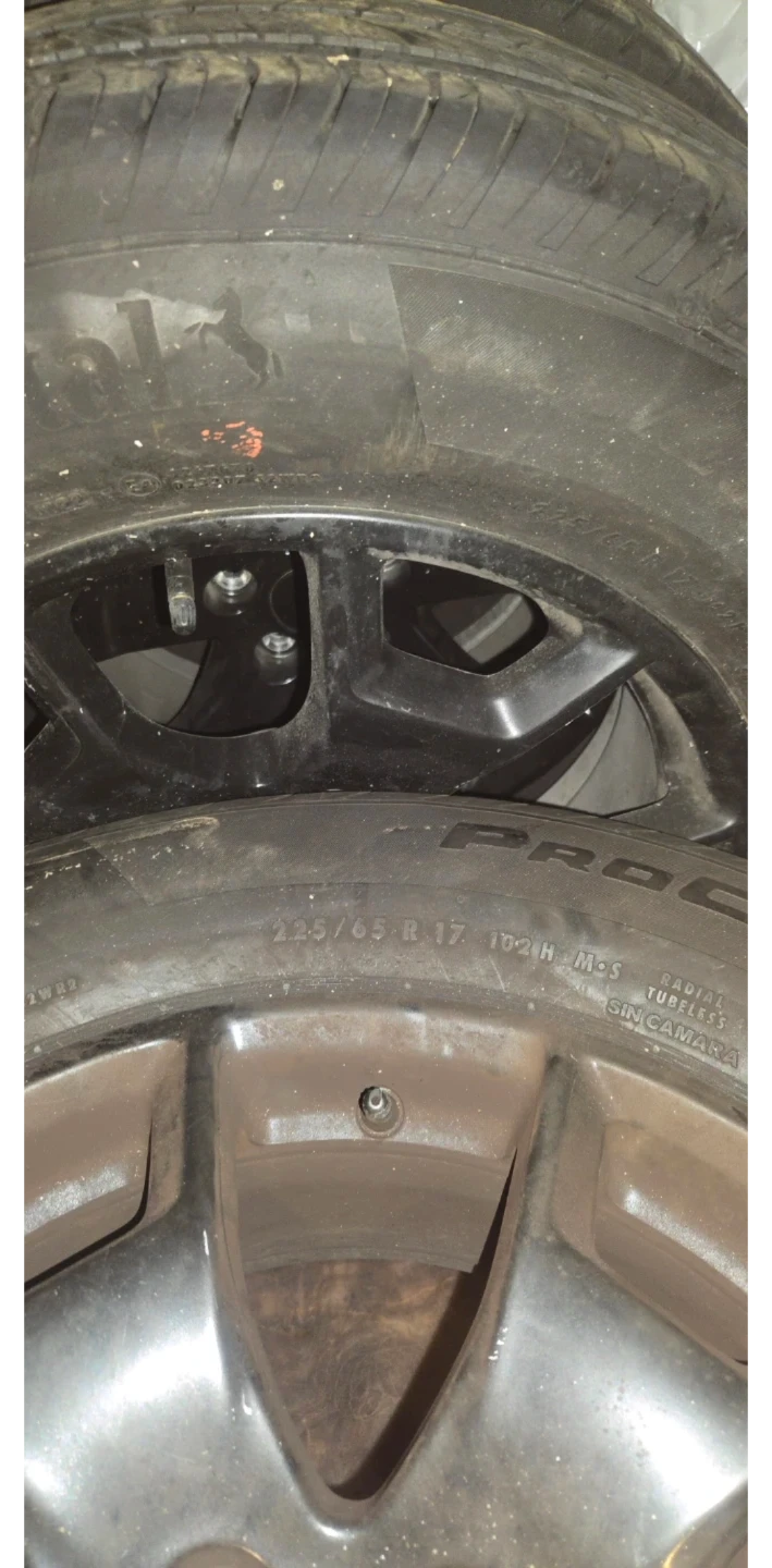 Continental Tires with Rims - 225/65 R 17 - photo 3