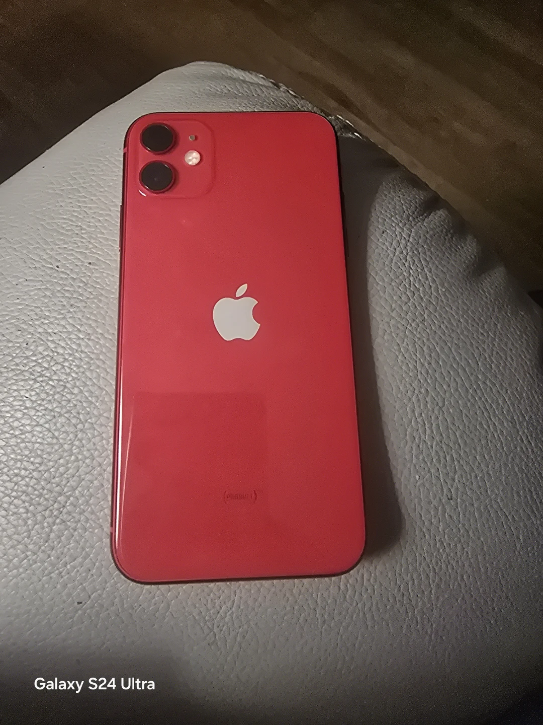 Apple iPhone 11 RED - photo 2