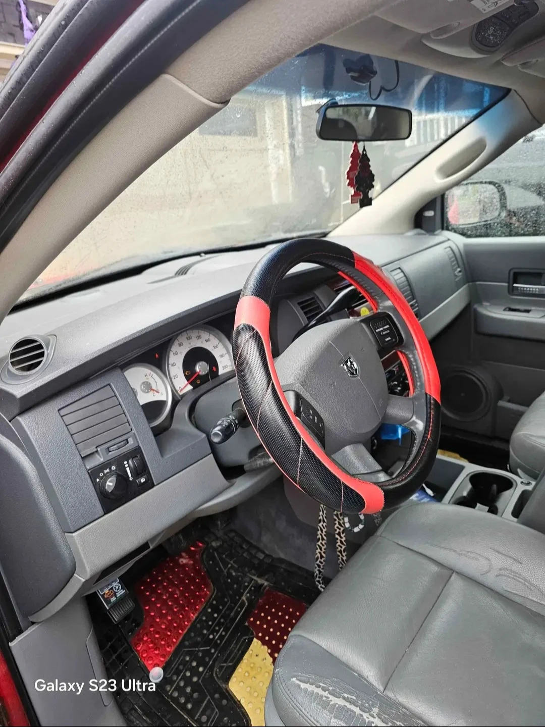2005 Red Dodge-Ram Durango SUV 4.7 V8 4×4 lock - photo 4