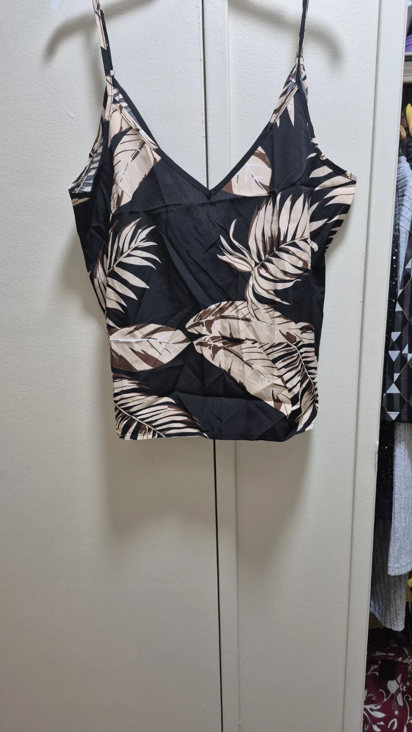 Black floral cami tank top