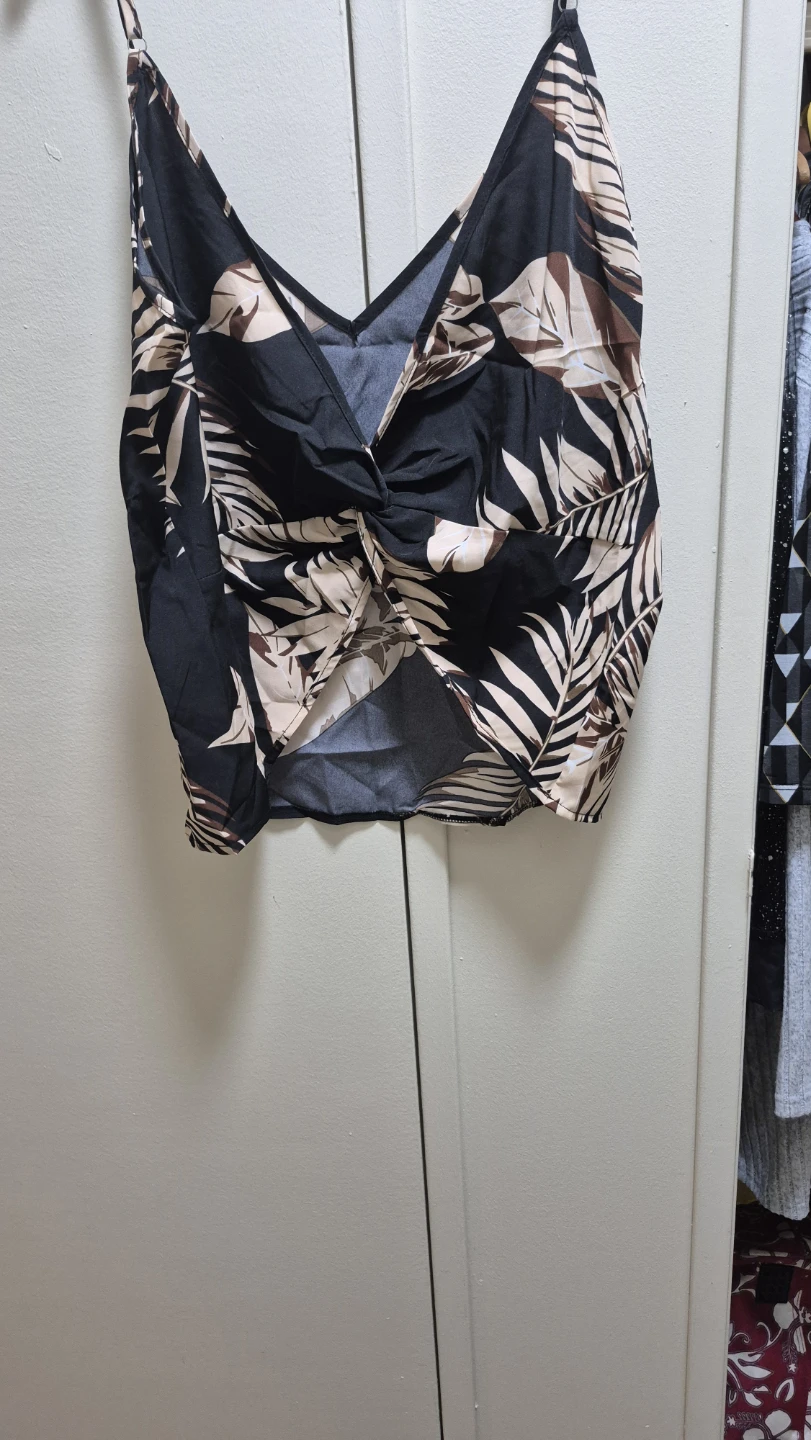 Black floral cami tank top - photo 2