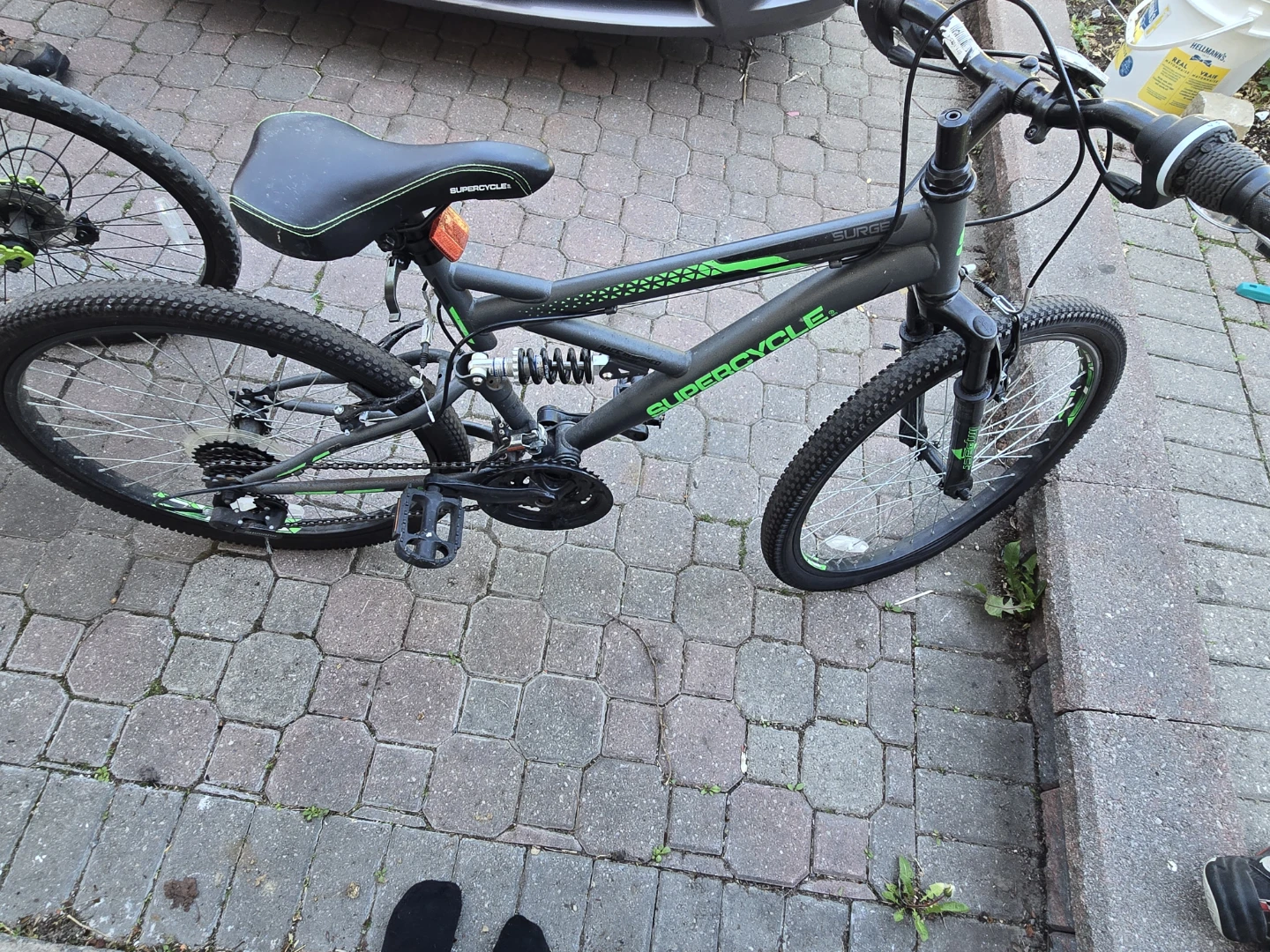 Supercycle Surge Mountain Bike - Moving Sale - photo 2
