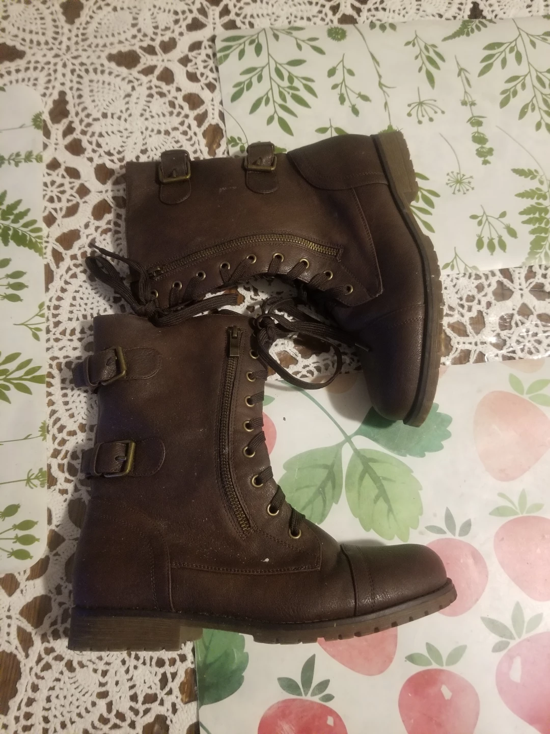 Brown Lace-up Combat Boots Size 8.5 - photo 2