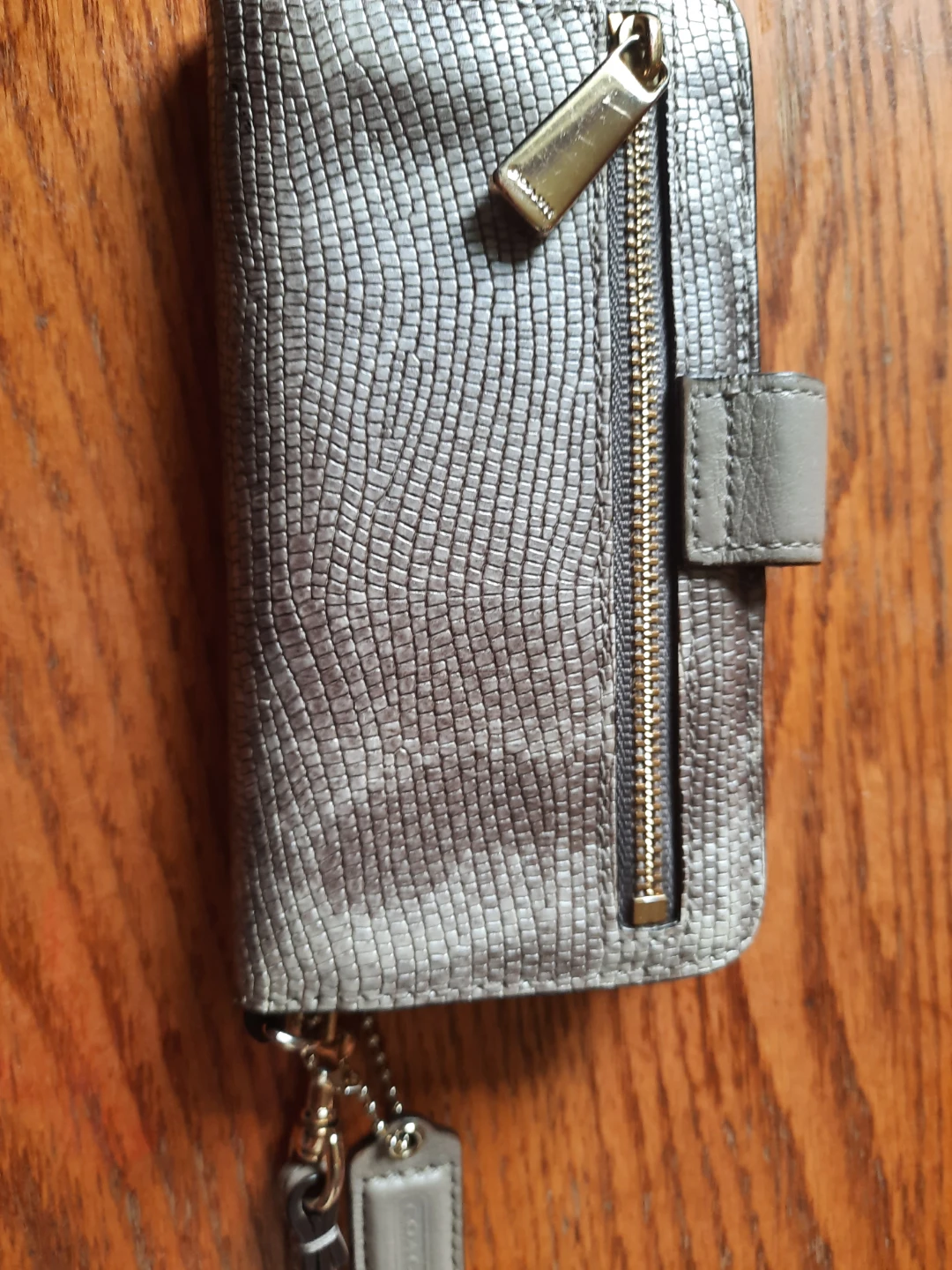 Coach wristlet, snakeskin patterned - photo 4