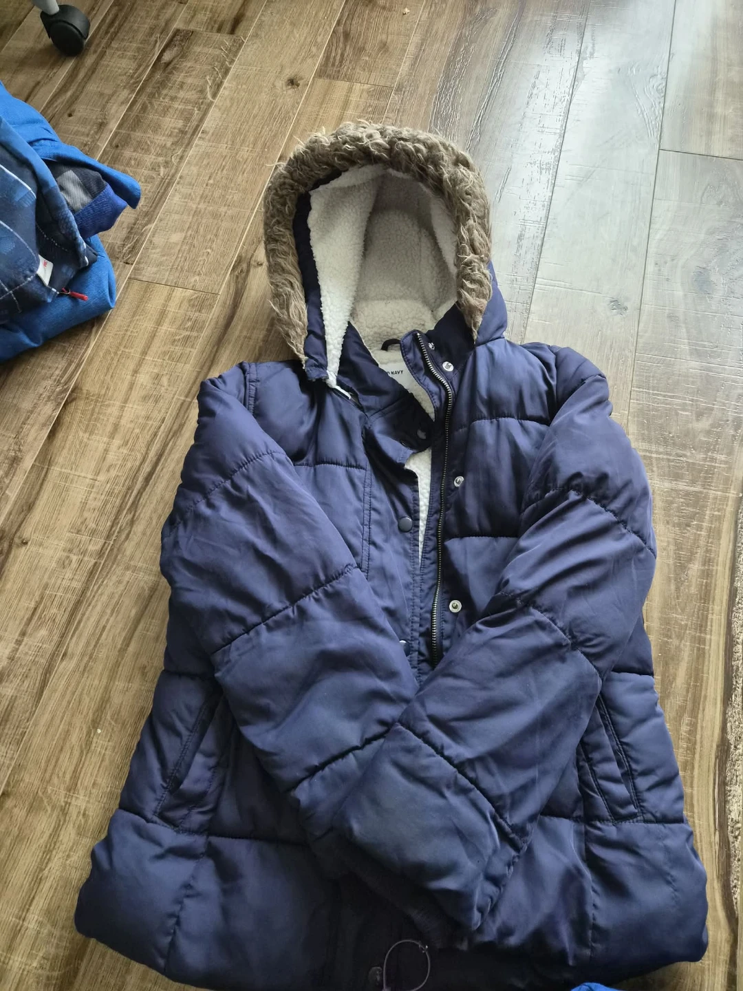 Old Navy Puffer Jacket - photo 2
