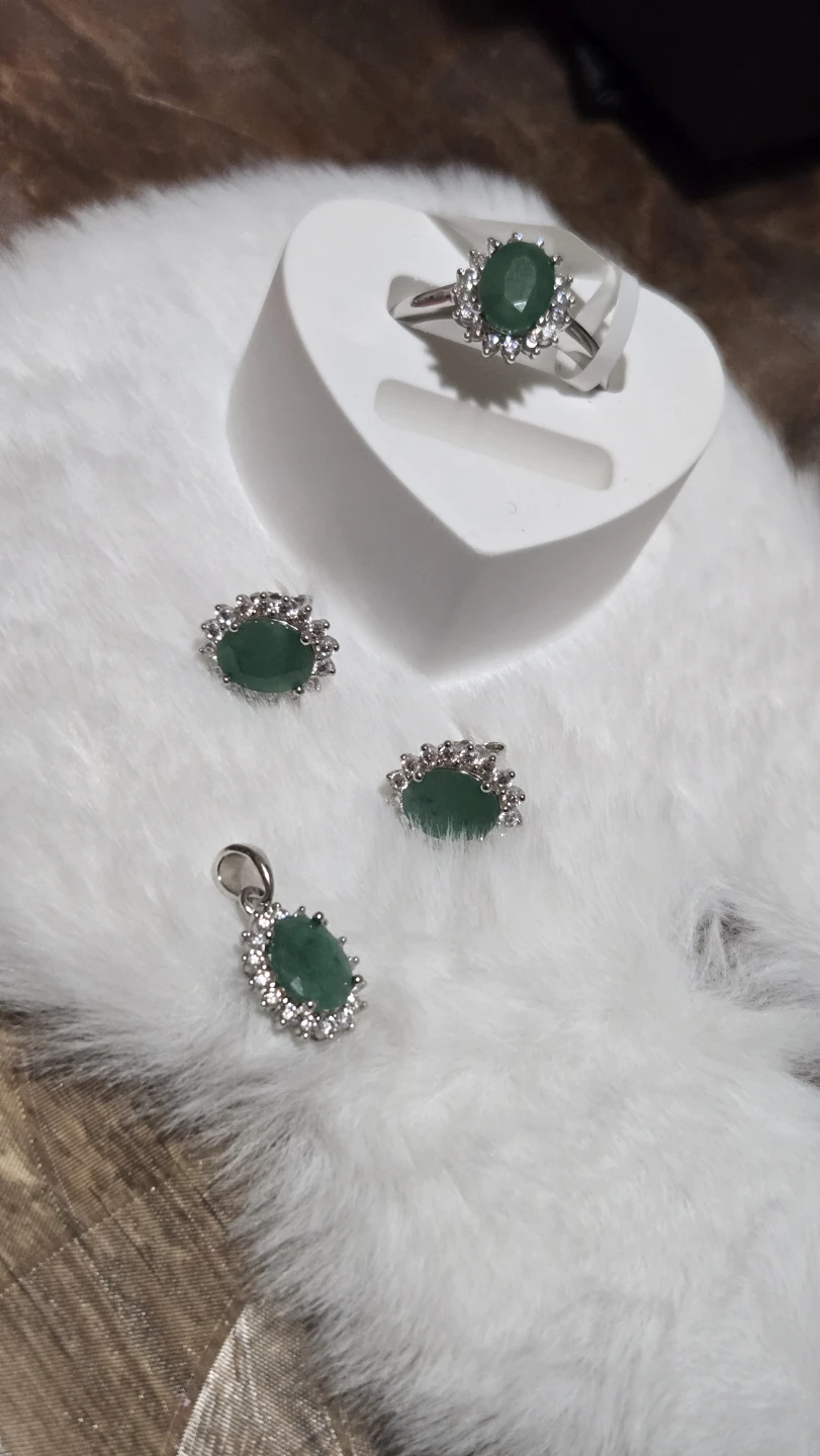 Natural Emerald Ring, Pendant and Earrings Set Size 7 - photo 4