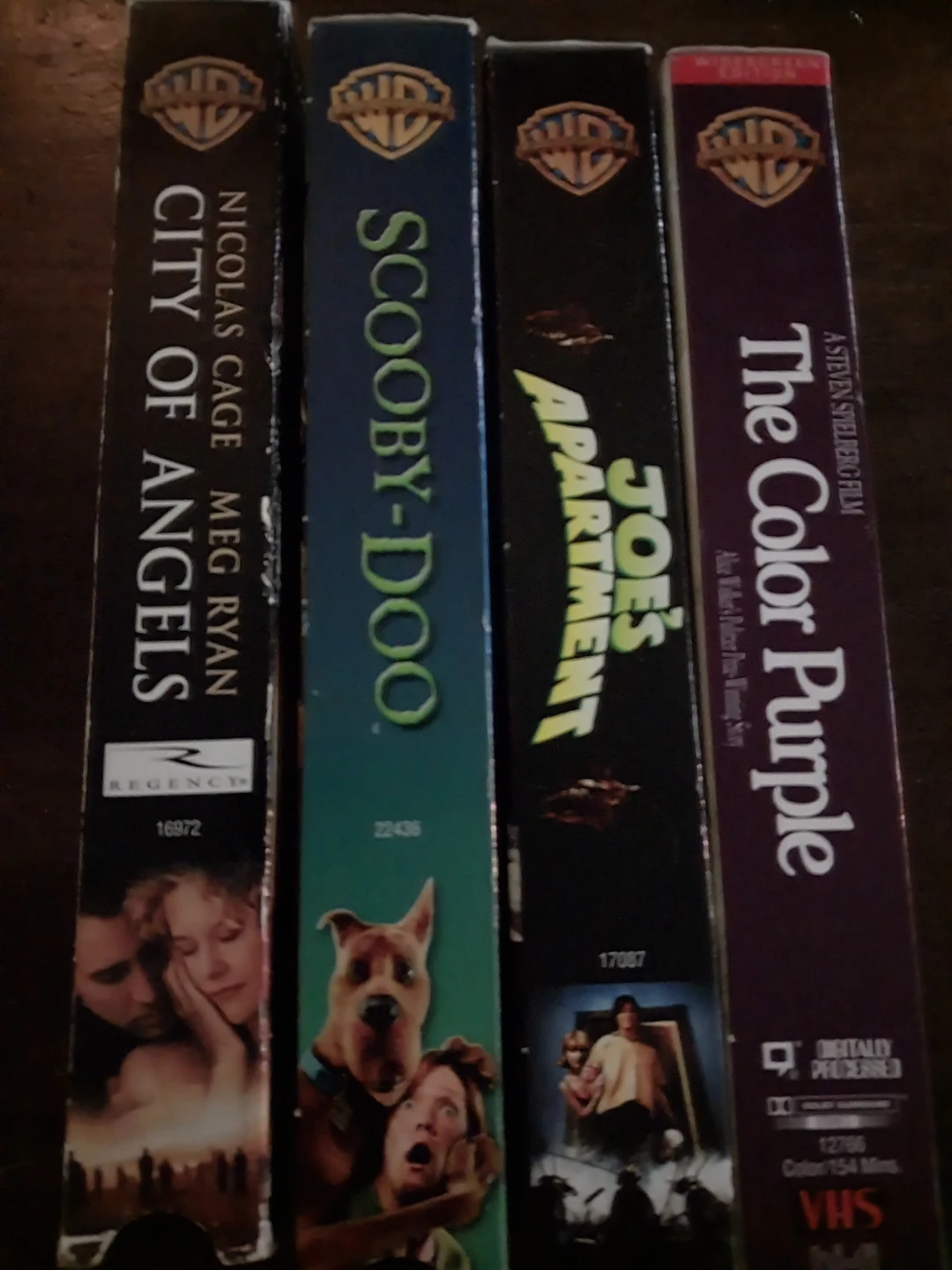 4 VHS  Scooby-Doo  City of Angels Joe's Apartment as shown - photo 2