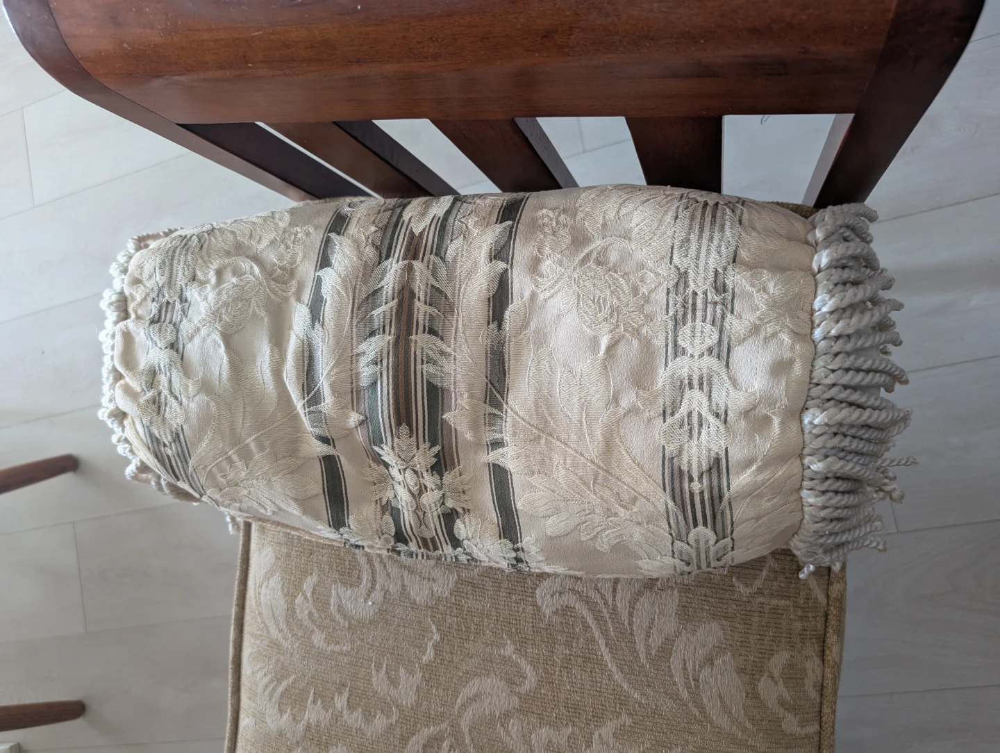 Vintage Bench with Decorative Bolster Pillow - photo 4