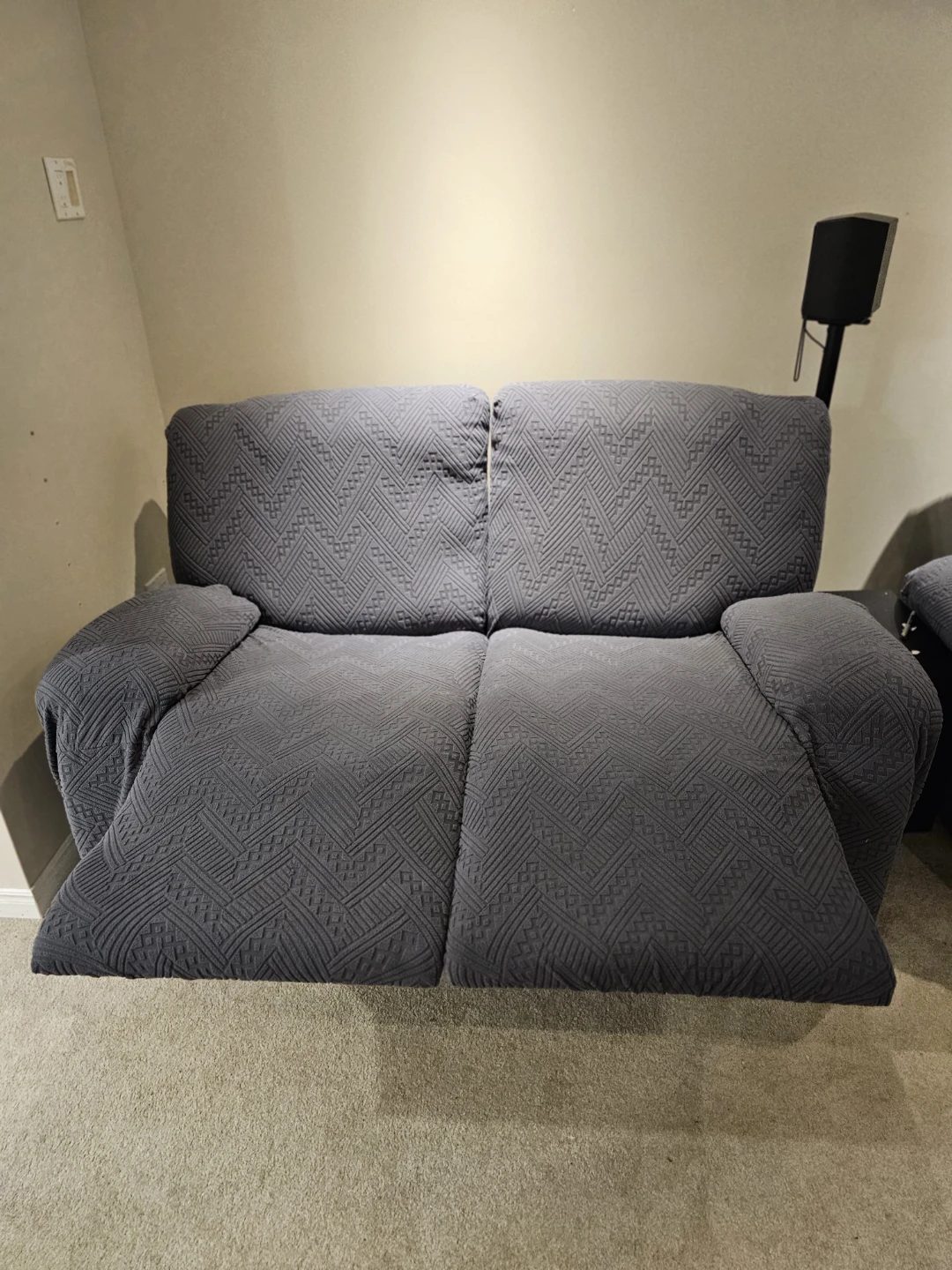 Recliner sofa set ( 3 seater + 2 seater) with covers - photo 5