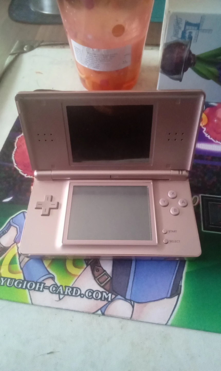 Nintendo DS Lite Rose Gold
