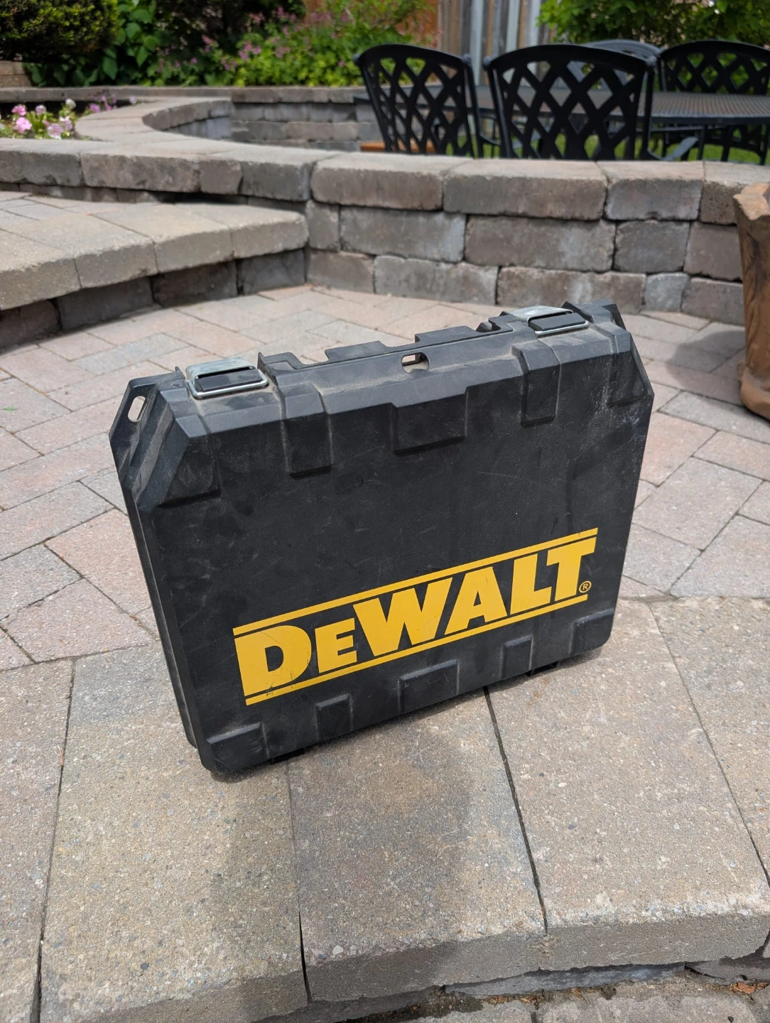DEWALT D51238 18 Gauge Brad Nailer - photo 5