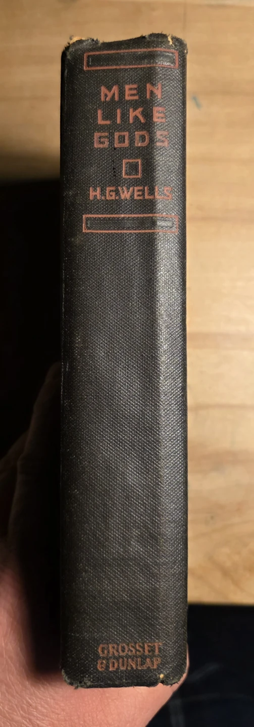 Rare vintage edition of Men Like Gods by HG Wells - photo 3