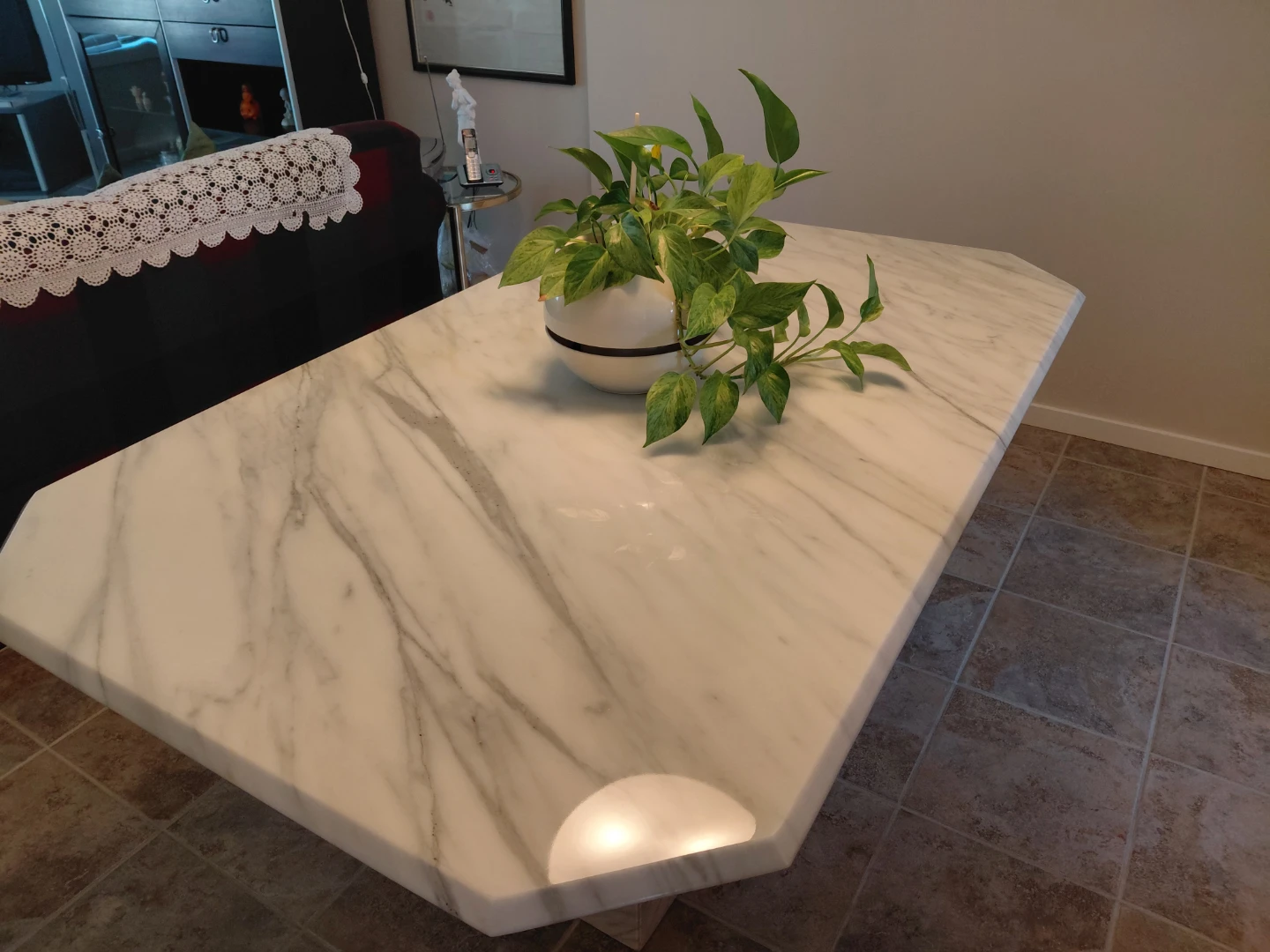 Marble Pedestal Dining Table - photo 2