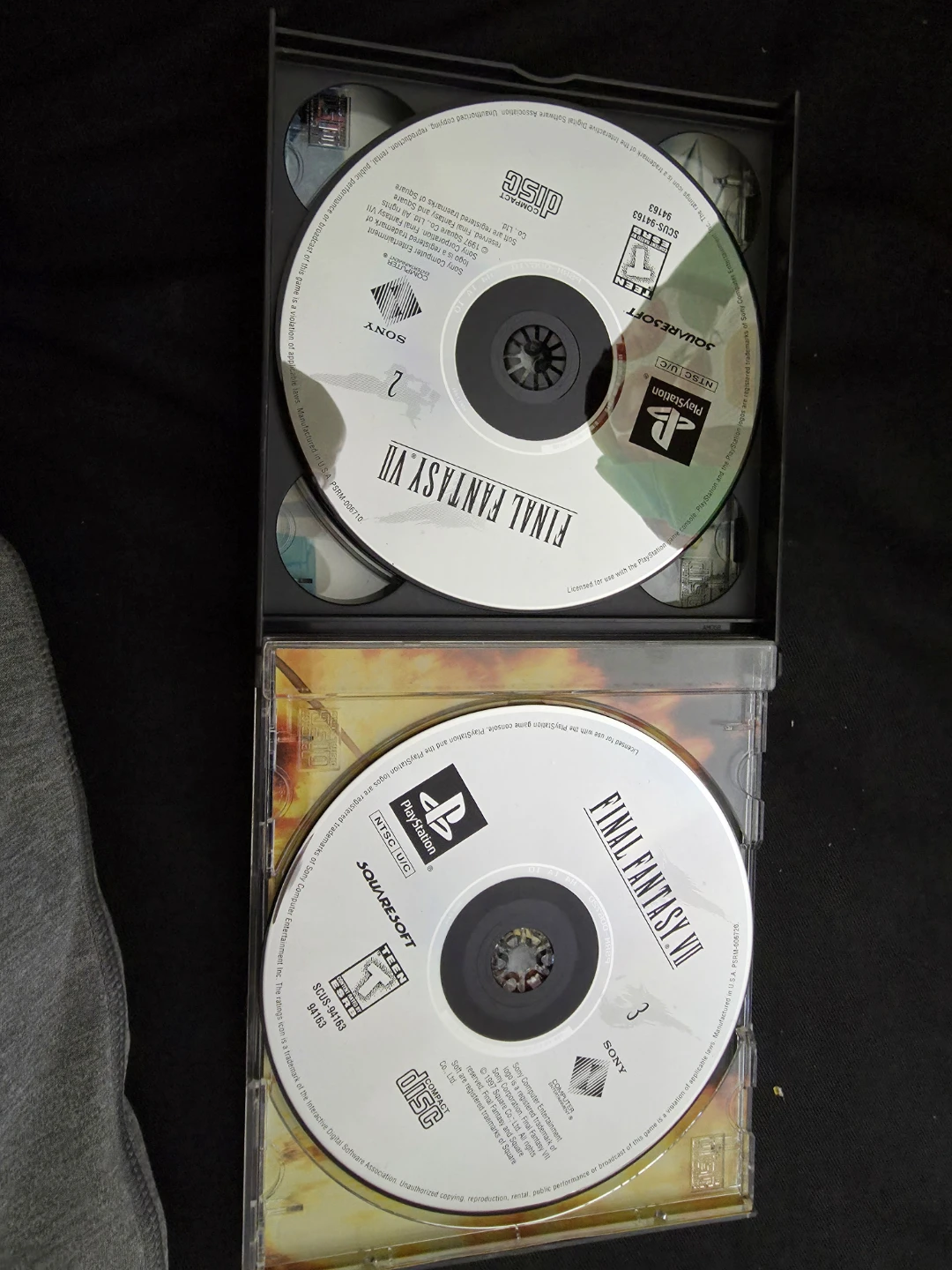 Final Fantasy VII Greatest Hits PlayStation Game (3 Discs) - photo 4