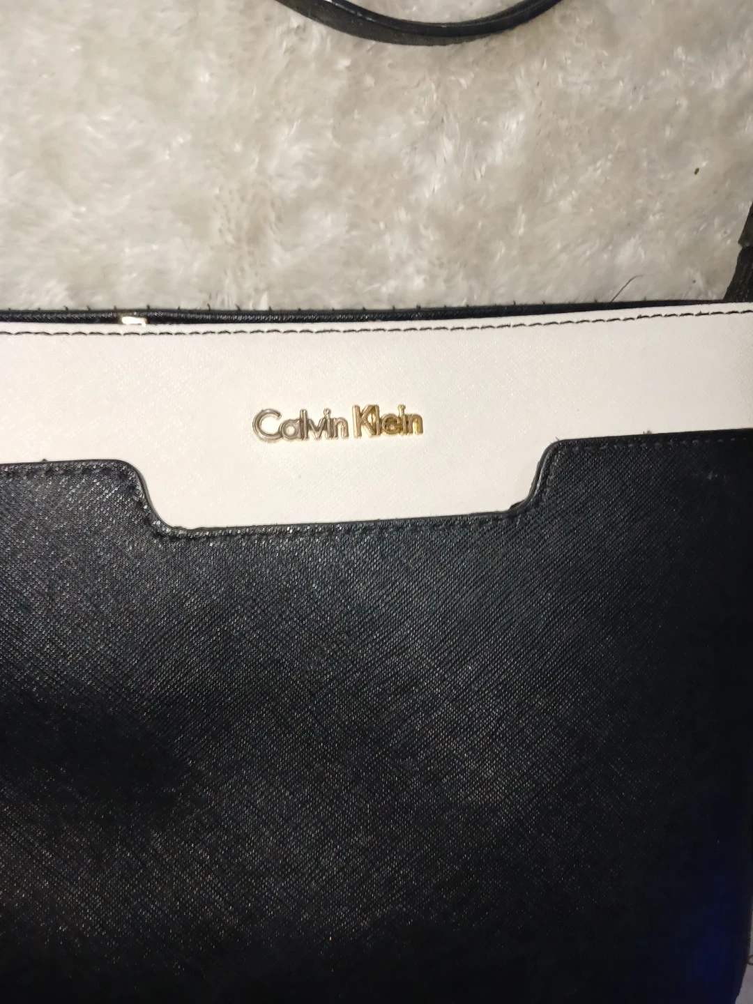 Calvin Klein Crossbody Purse - photo 2