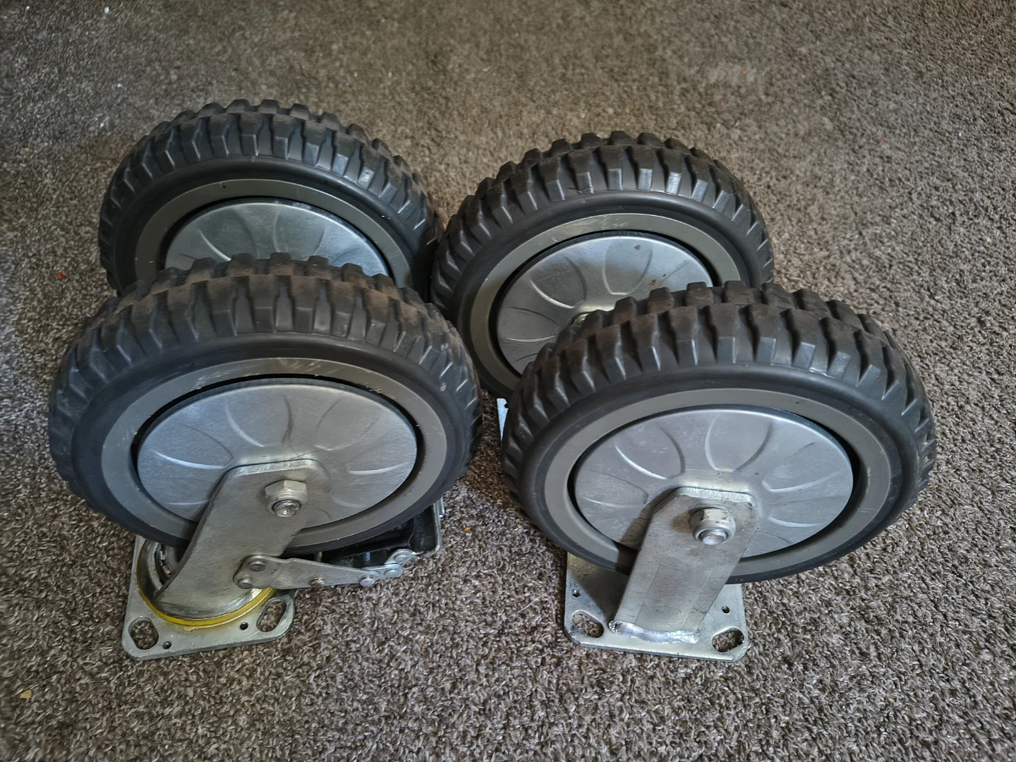 Set of 4 Heavy Duty Swivel Caster Wheels