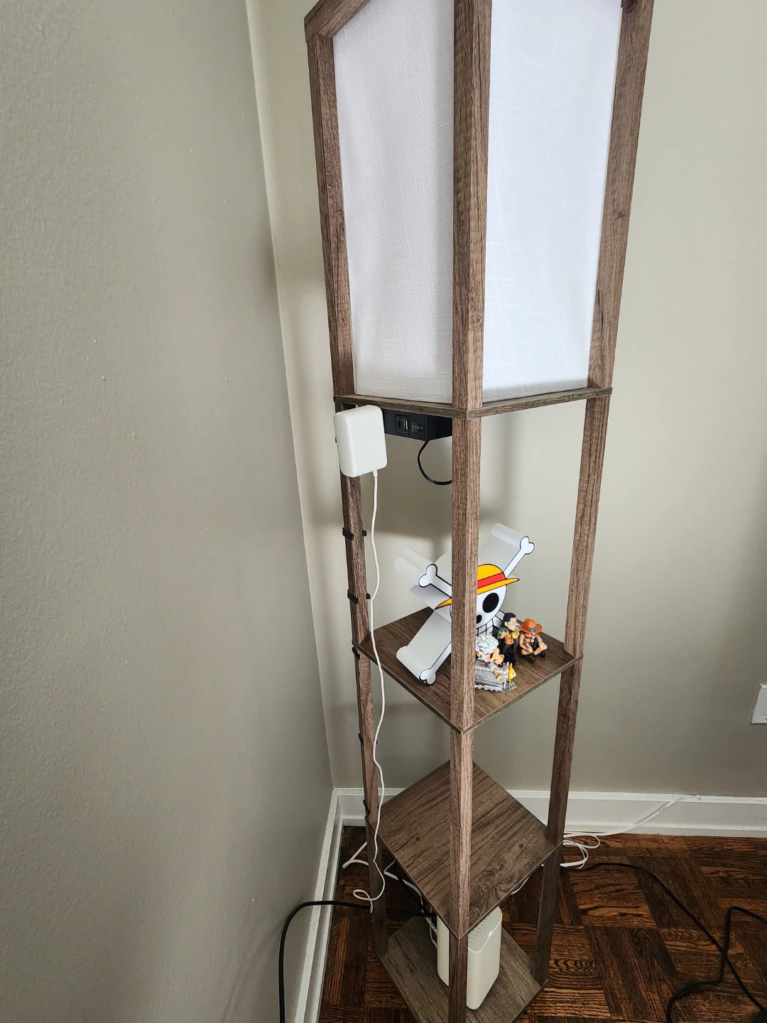 Floor Lamp with Shelves - photo 3