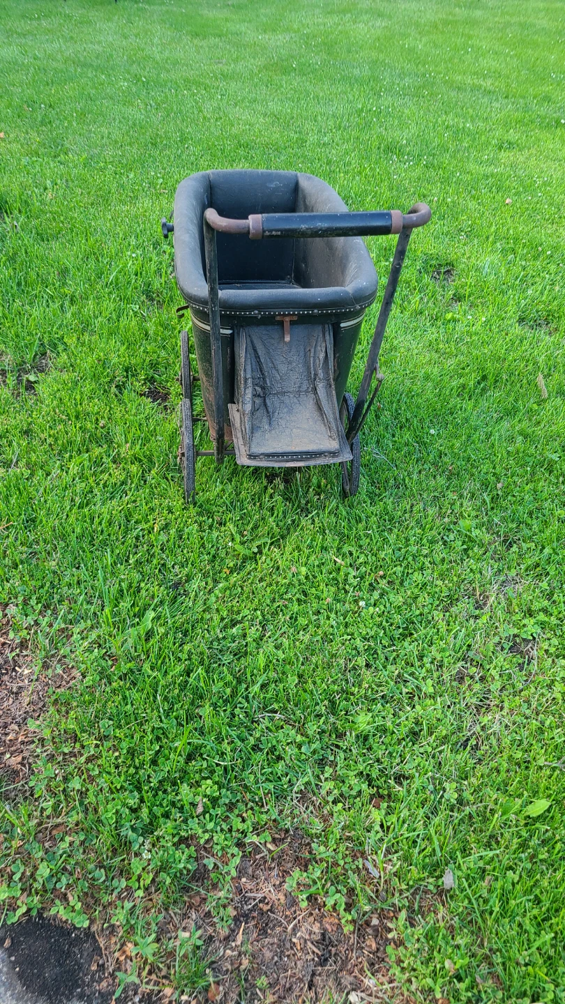 Antique Baby Carriage Stroller - photo 2