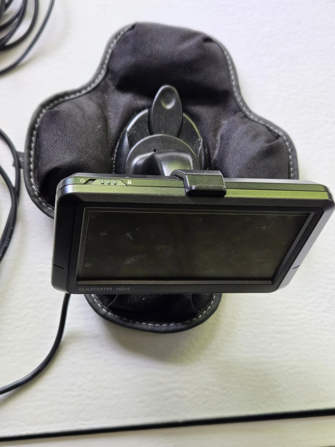 GARMIN Nuvi GPS/ Portable Mount / Car Charger / UBS Cord - photo 4