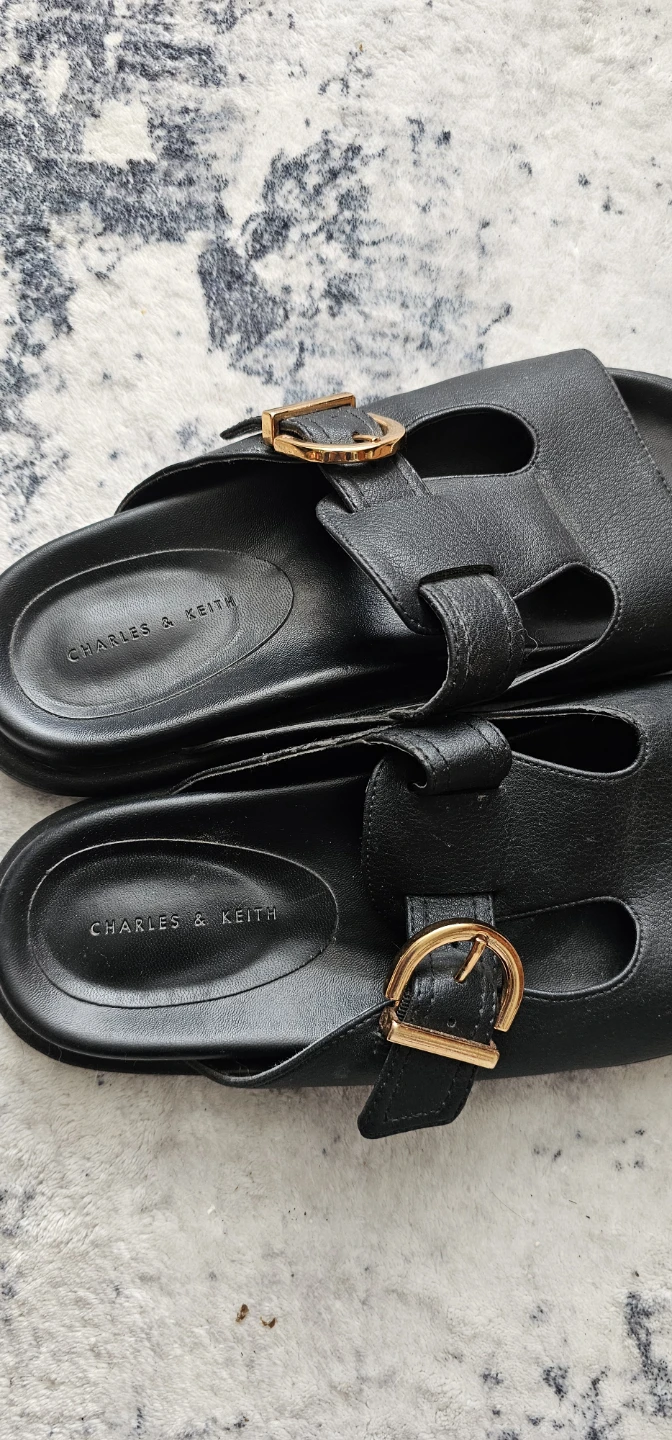 Womens Charles & Keith Black Slide Sandals  Size 8 - photo 5