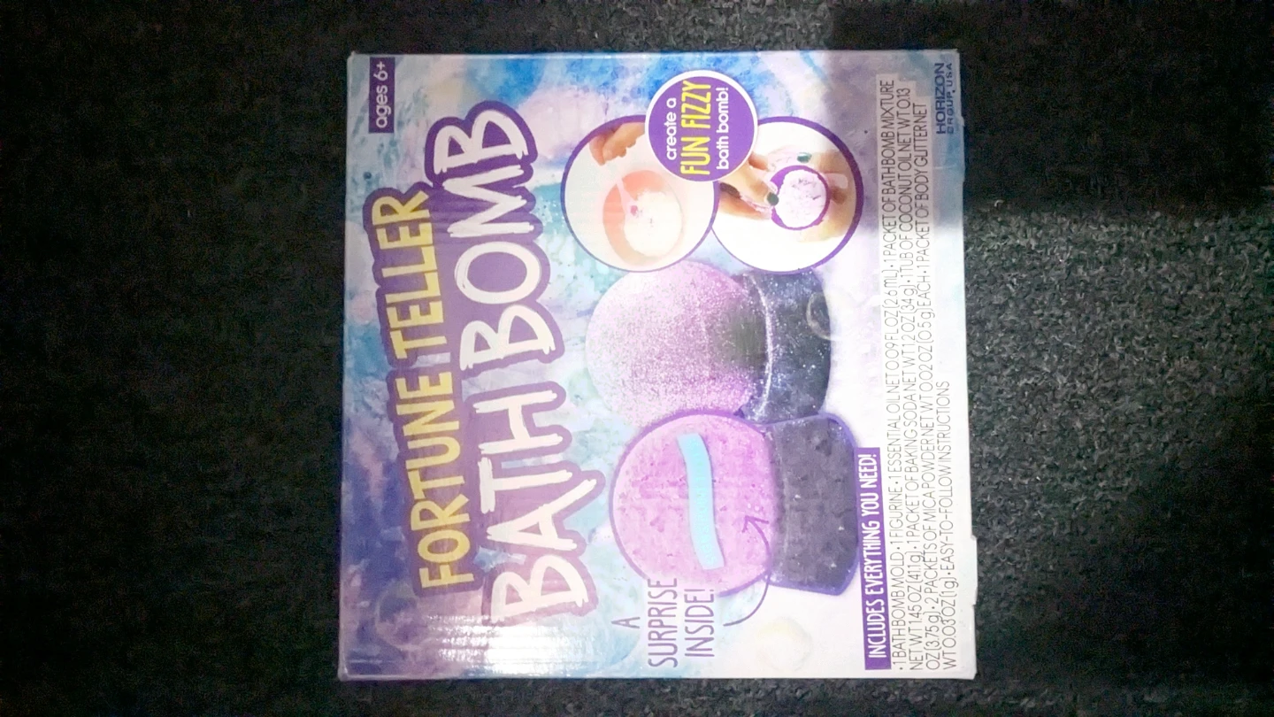 Horizon Group USA Fortune Teller Bath Bomb Kit