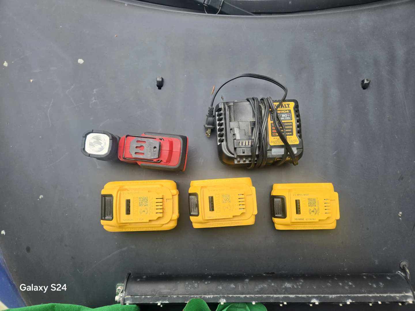 Mac tools hood light - photo 3