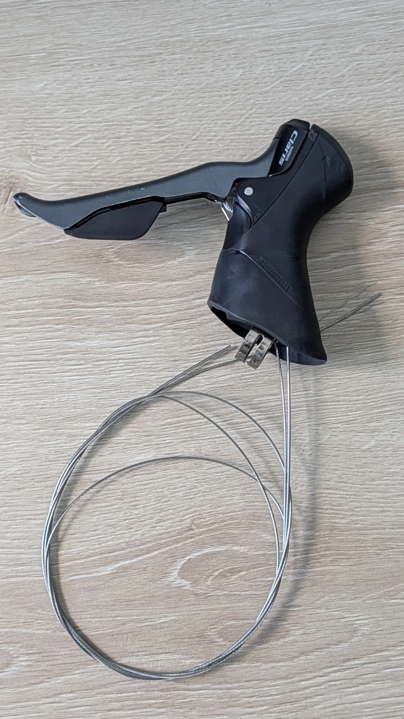 Shimano Claris ST-R2000 Right 8-Speed Shift/Brake Lever