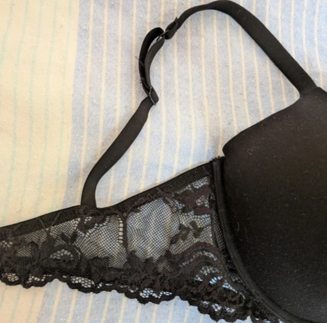 La Senza Black Lace Trim Bra - photo 2