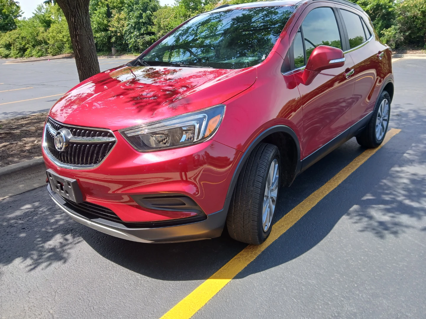 Red Buick Encore SUV - photo 4