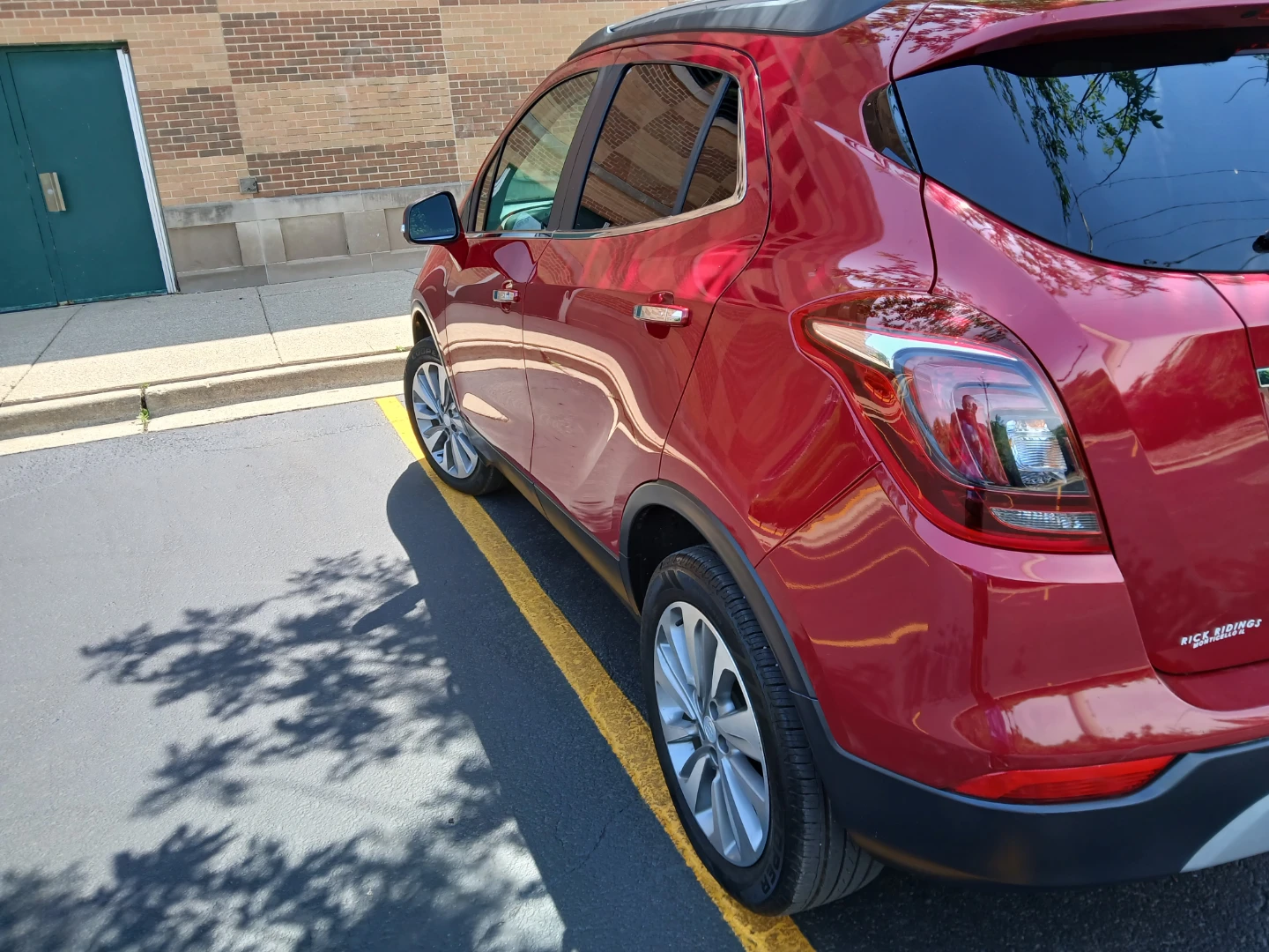 Red Buick Encore SUV - photo 5
