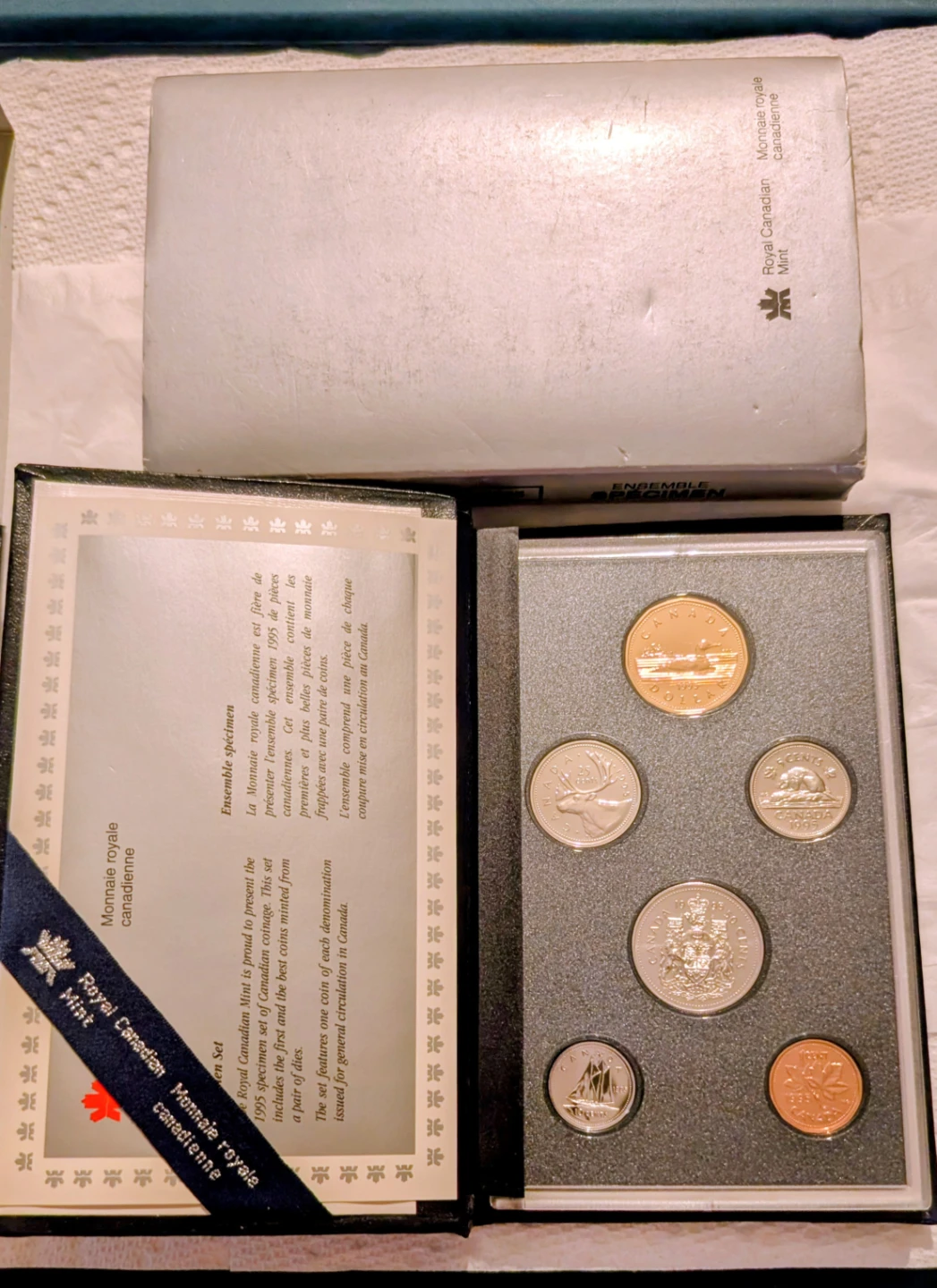 RCM Specimen Coin Sets - 1990 & 1995 - photo 2